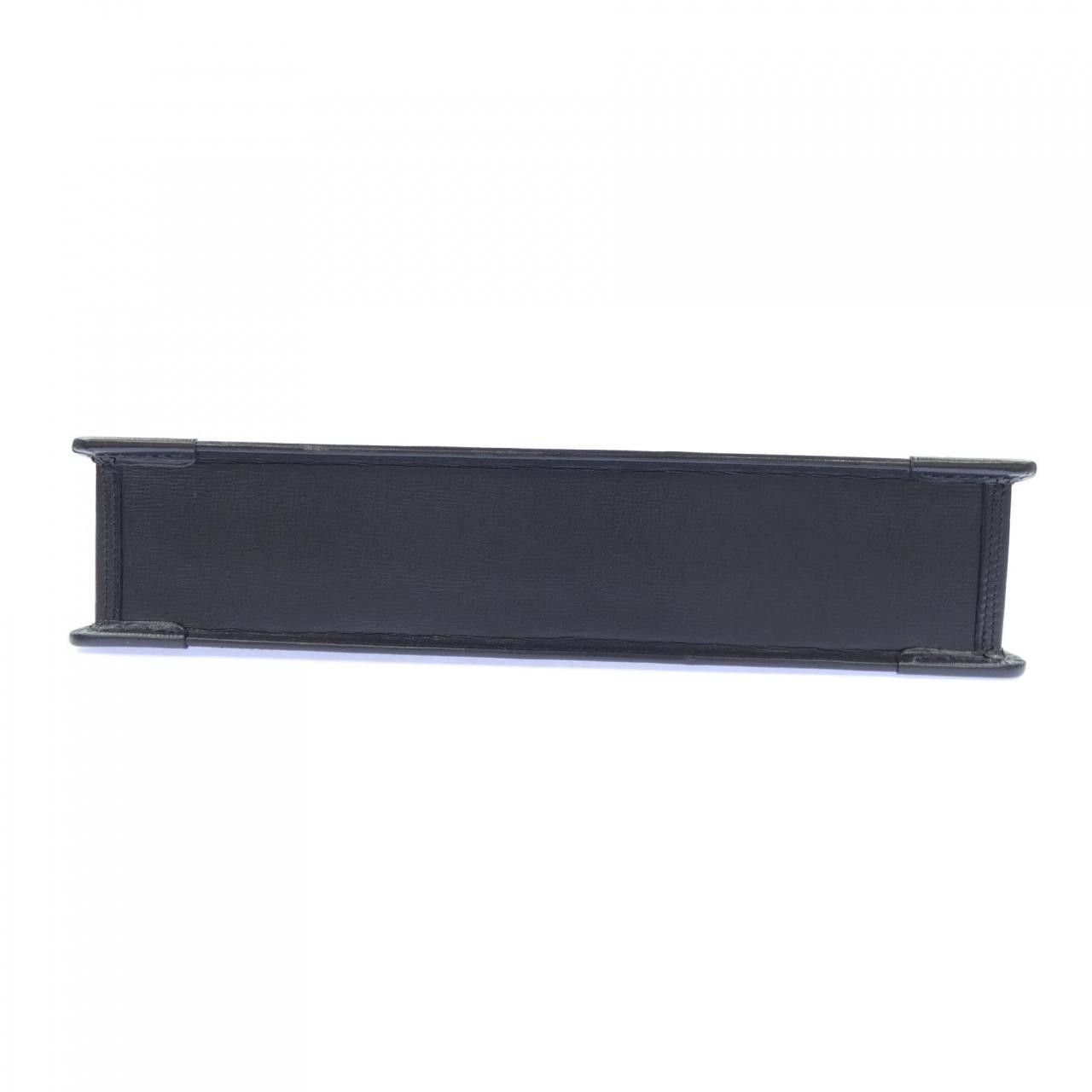 Other Other SOMES SADDLE Leather Bag Leather Handbag DUTY FREE for USA Size ONE SIZE - 4 Thumbnail