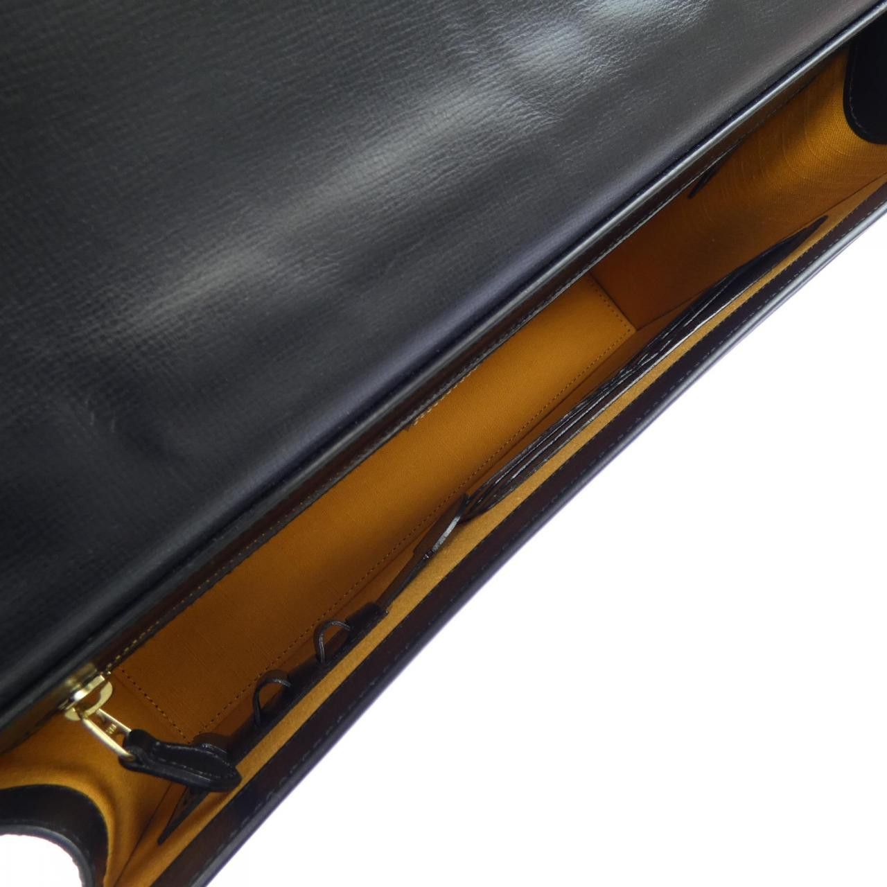 Other Other SOMES SADDLE Leather Bag Leather Handbag DUTY FREE for USA Size ONE SIZE - 6 Thumbnail