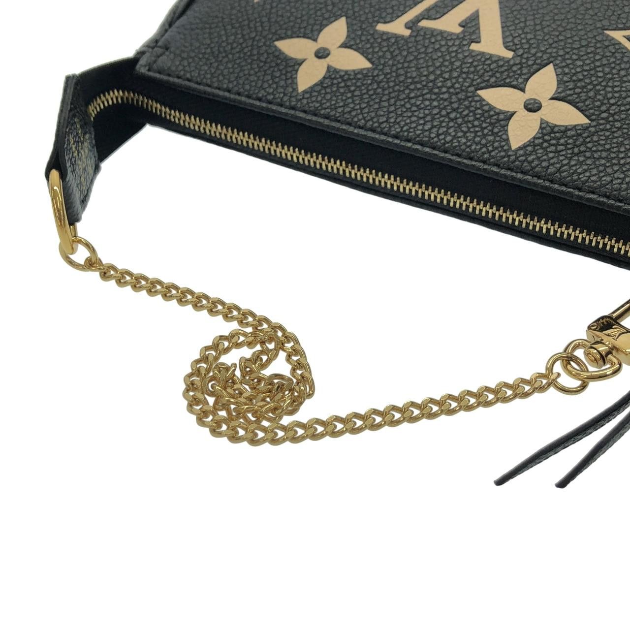 Louis Vuitton Louis Vuitton Louis Vuitton Two-Tone Monogram Empreinte Accessory Pouch Leather Other M80732 DUTY FREE for USA Size ONE SIZE - 5 Thumbnail