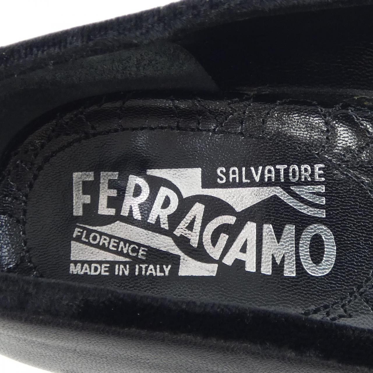 Salvatore Ferragamo Salvatore Ferragamo Salvatore Ferragamo Leather Shoes Others Shoes DUTY FREE for USA Size ONE SIZE - 6 Thumbnail