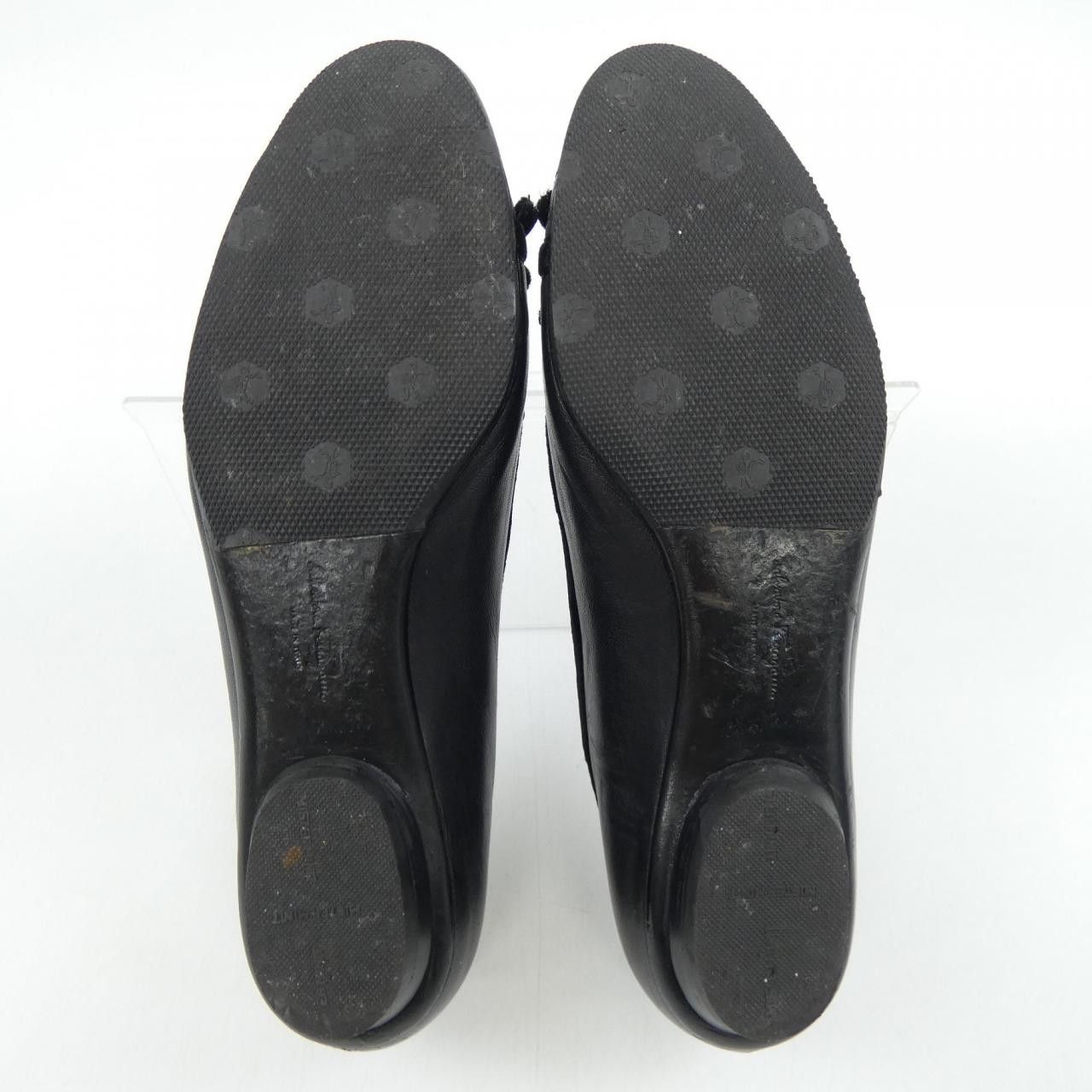 Salvatore Ferragamo Salvatore Ferragamo Salvatore Ferragamo Leather Shoes Others Shoes DUTY FREE for USA Size ONE SIZE - 4 Thumbnail