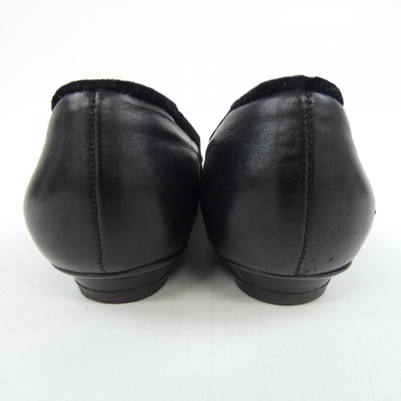 Salvatore Ferragamo Salvatore Ferragamo Salvatore Ferragamo Leather Shoes Others Shoes DUTY FREE for USA Size ONE SIZE - 5 Thumbnail