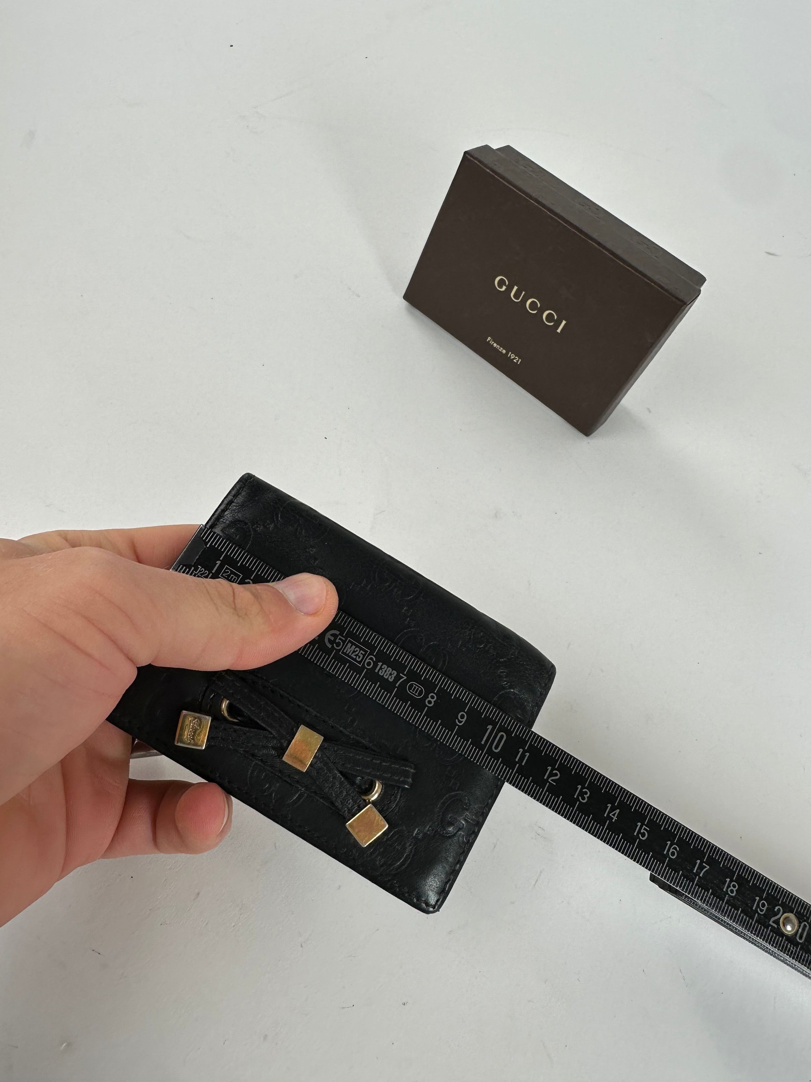 Gucci Vintage ssima Leather Bifold Card Wallet Black Size ONE SIZE - 8 Thumbnail