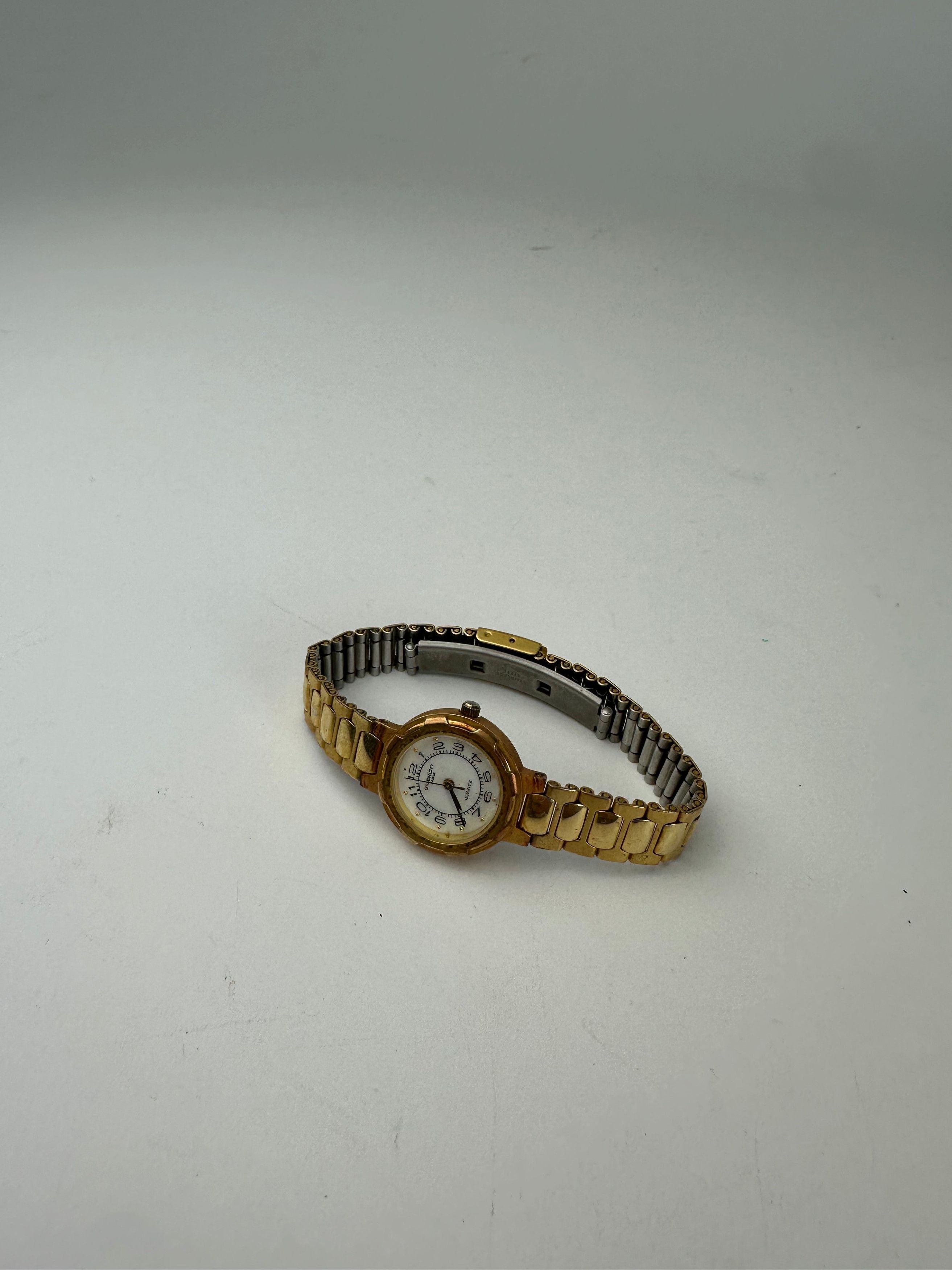Givenchy Vintage Quartz Watch Gold-Tone Size ONE SIZE - 3 Thumbnail