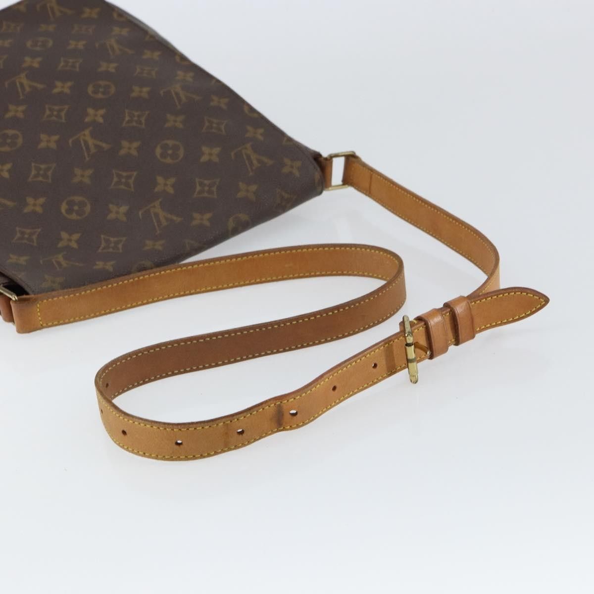 Louis Vuitton Louis Vuitton Musette Salsa Monogram Canvas Size ONE SIZE - 8 Thumbnail