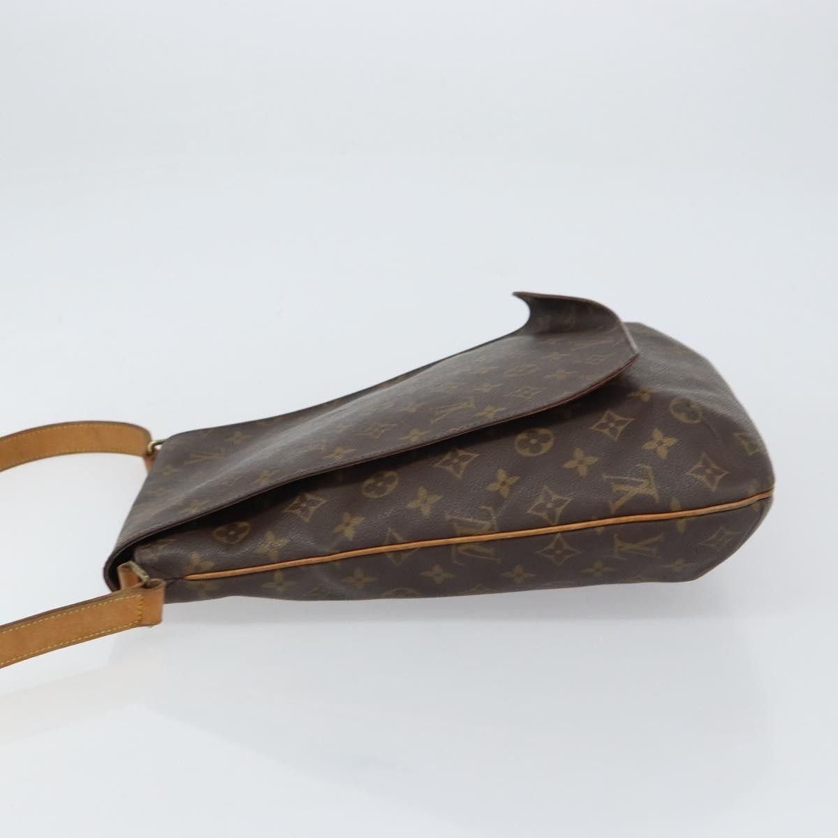 Louis Vuitton Louis Vuitton Musette Salsa Monogram Canvas Size ONE SIZE - 4 Thumbnail
