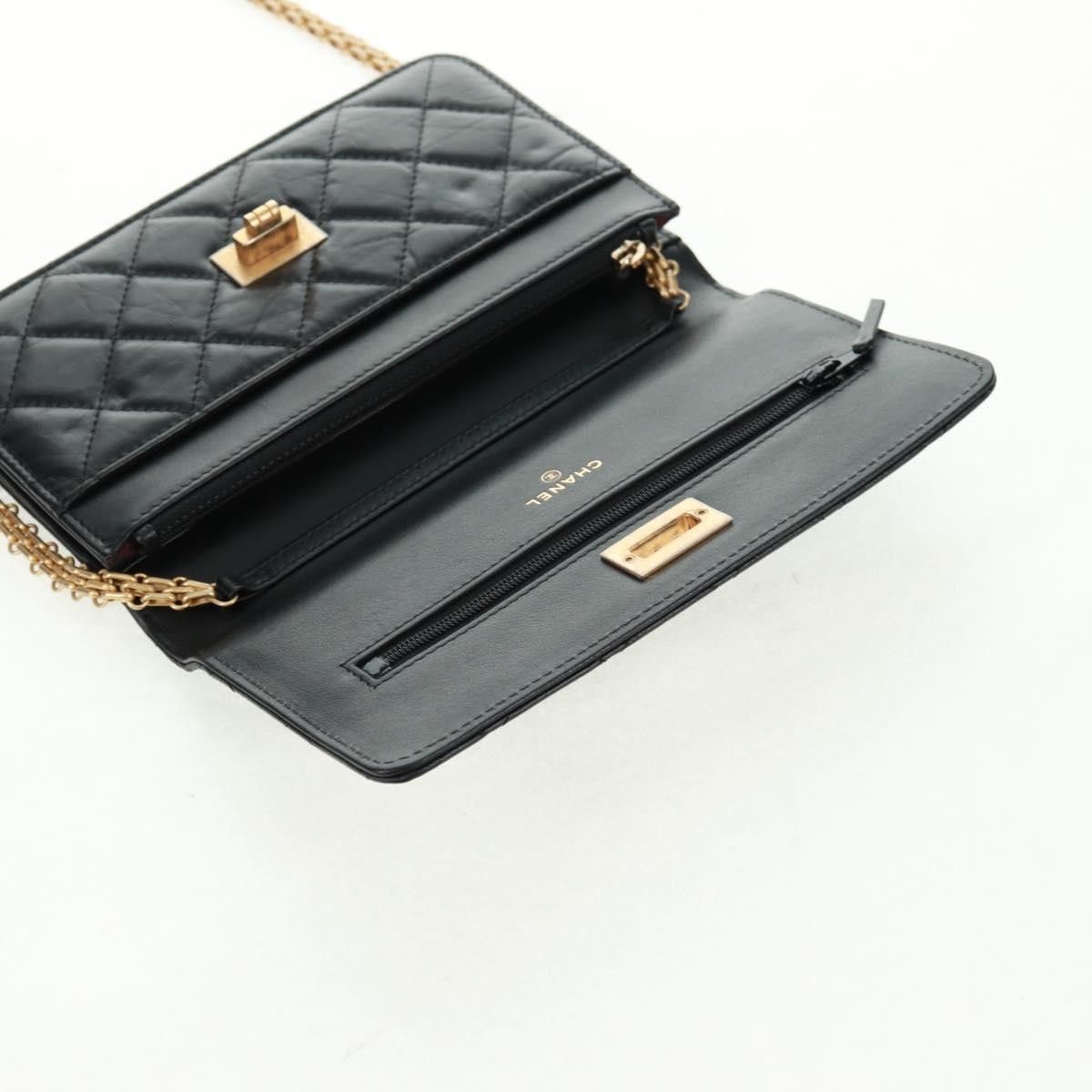 Chanel Chanel Lucky Charms Reissue 2.55 Flap Leather Size ONE SIZE - 19 Thumbnail