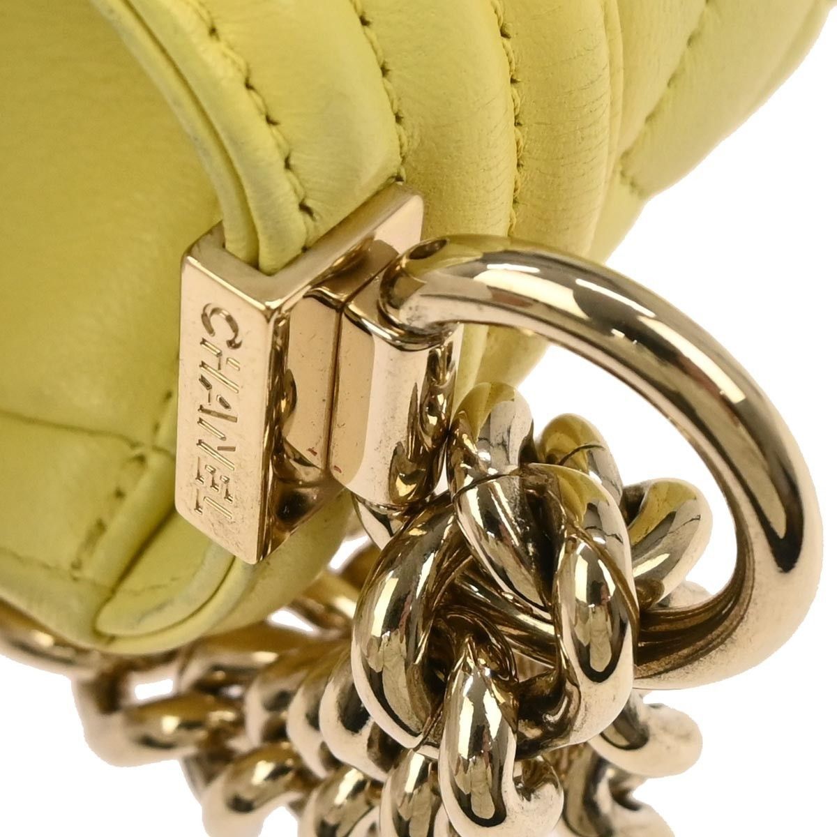 Chanel Chanel Boy Flap Bag Quilted Lambskin Size ONE SIZE - 8 Thumbnail