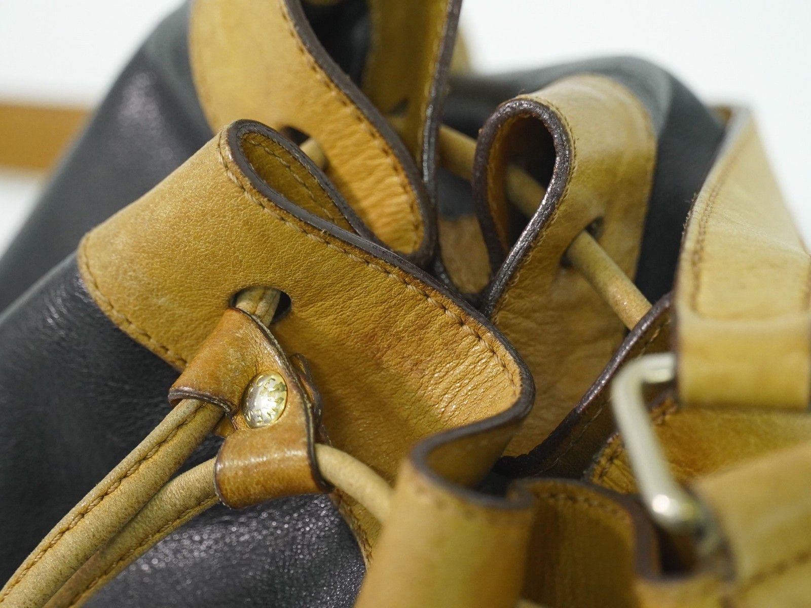 Celine Celine Bucket sangle black and brown leather Size ONE SIZE - 8 Thumbnail