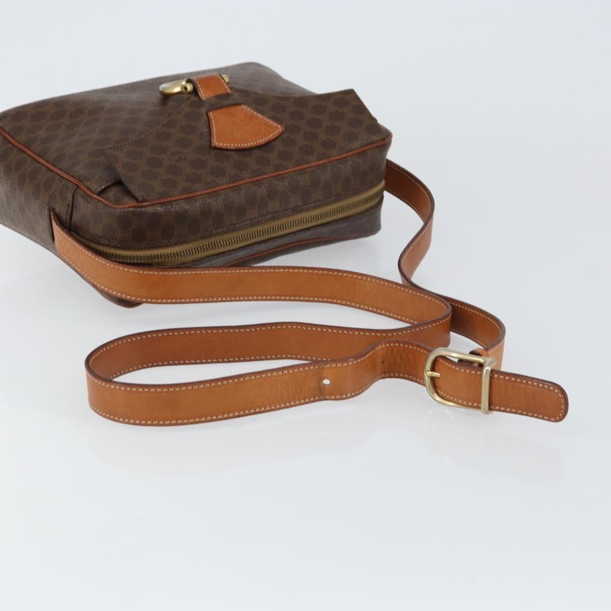 Celine Celine Vintage Macadam Canvas and Leather Size ONE SIZE - 7 Thumbnail