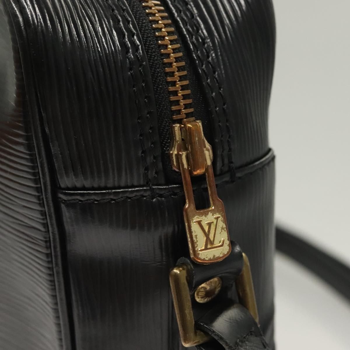 Louis Vuitton Louis Vuitton Trocadero Epi Leather Size ONE SIZE - 13 Thumbnail