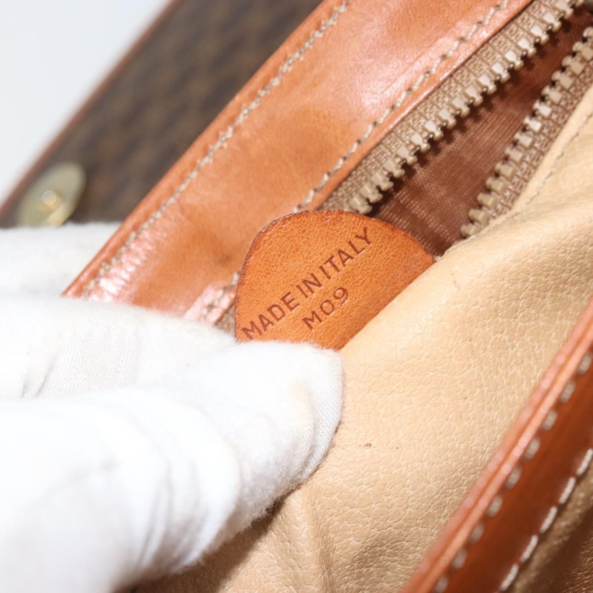 Celine Celine Vintage Macadam Canvas and Leather Size ONE SIZE - 7 Thumbnail