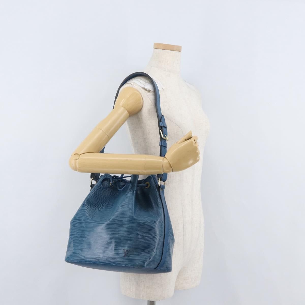 Louis Vuitton Louis Vuitton Petit Noe Epi Leather Size ONE SIZE - 12 Thumbnail