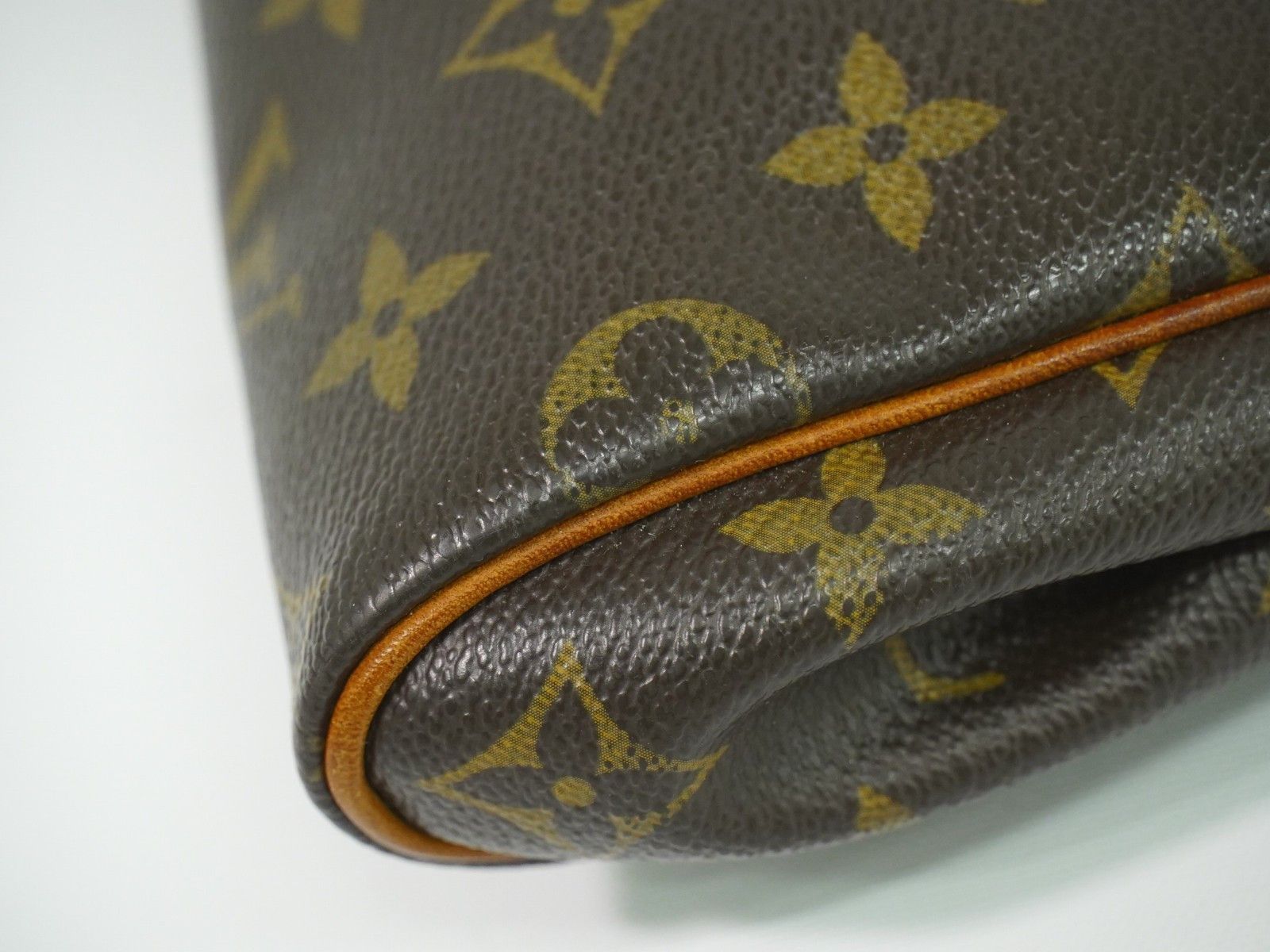 Louis Vuitton Louis Vuitton Eva Handbag Monogram Canvas Size ONE SIZE - 9 Thumbnail