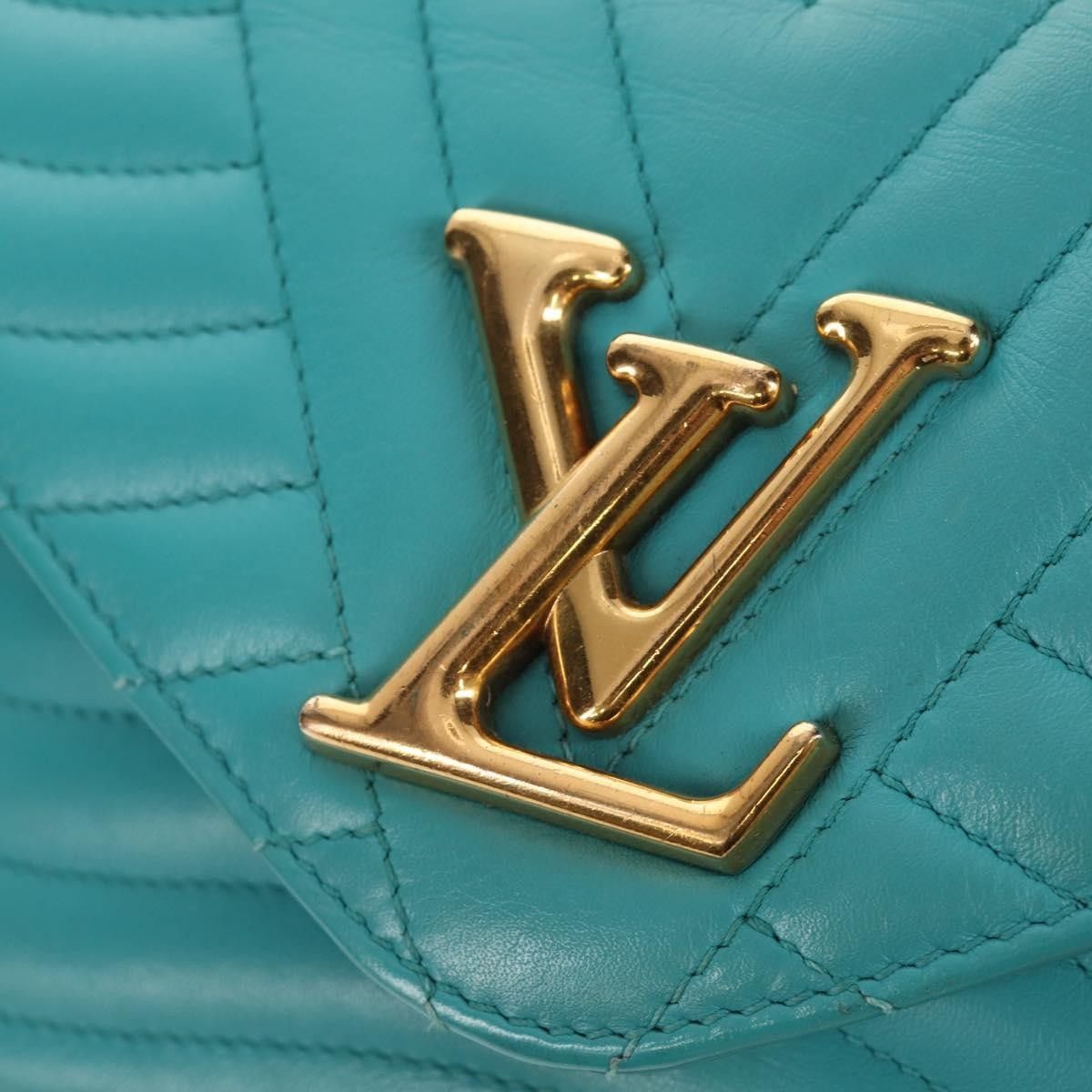Louis Vuitton Louis Vuitton New Wave Chain Quilted Leather Size ONE SIZE - 21 Thumbnail