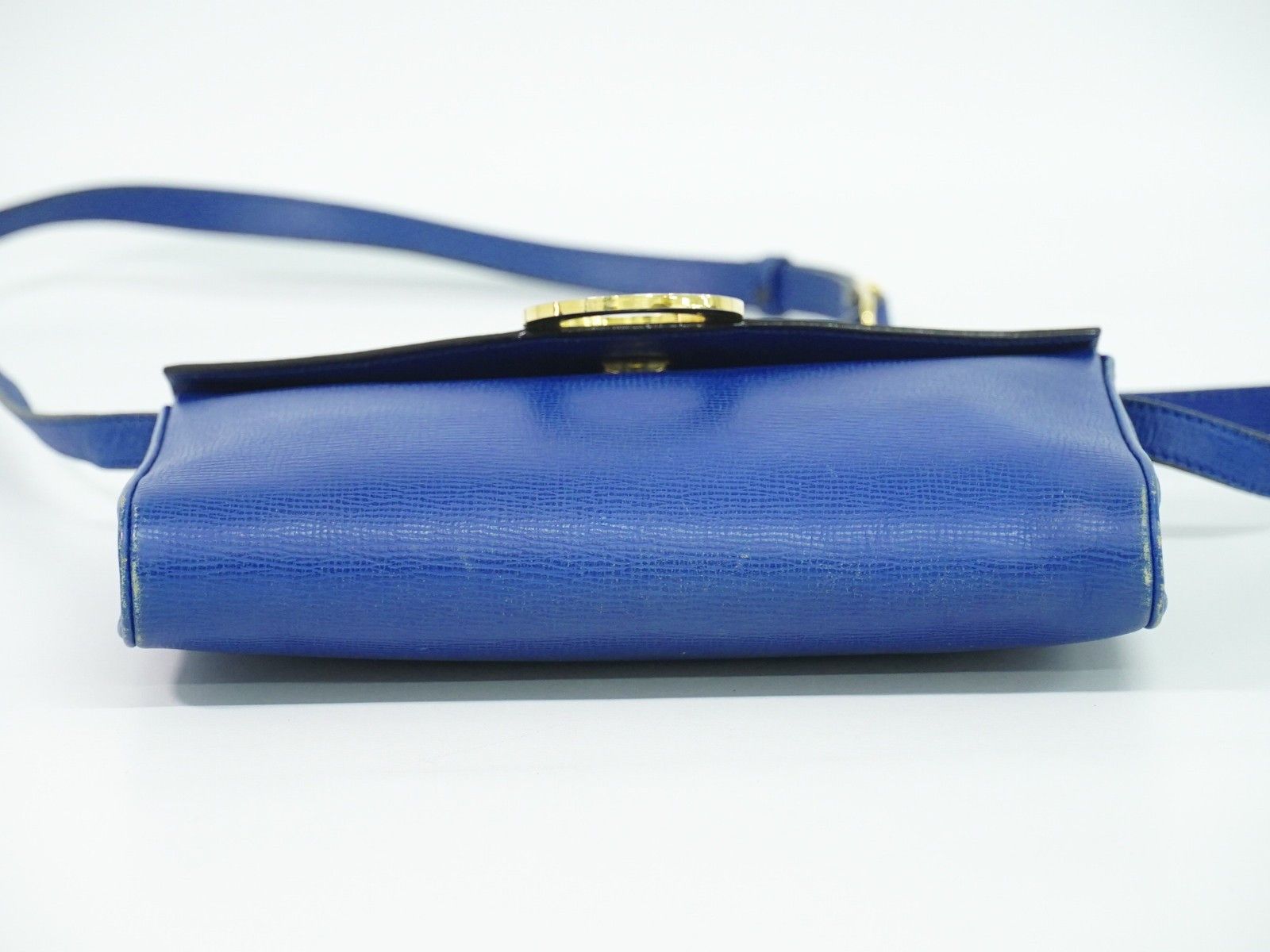 Celine Celine Circle Logo Shoulder Bag Leather Size ONE SIZE - 8 Thumbnail