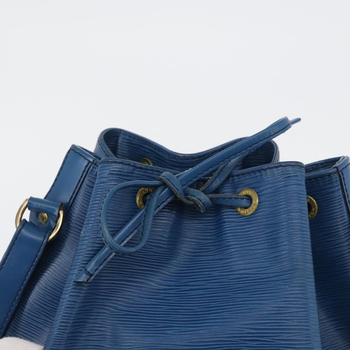 Louis Vuitton Louis Vuitton Petit Noe NM Handbag Epi Leather Size ONE SIZE - 15 Thumbnail