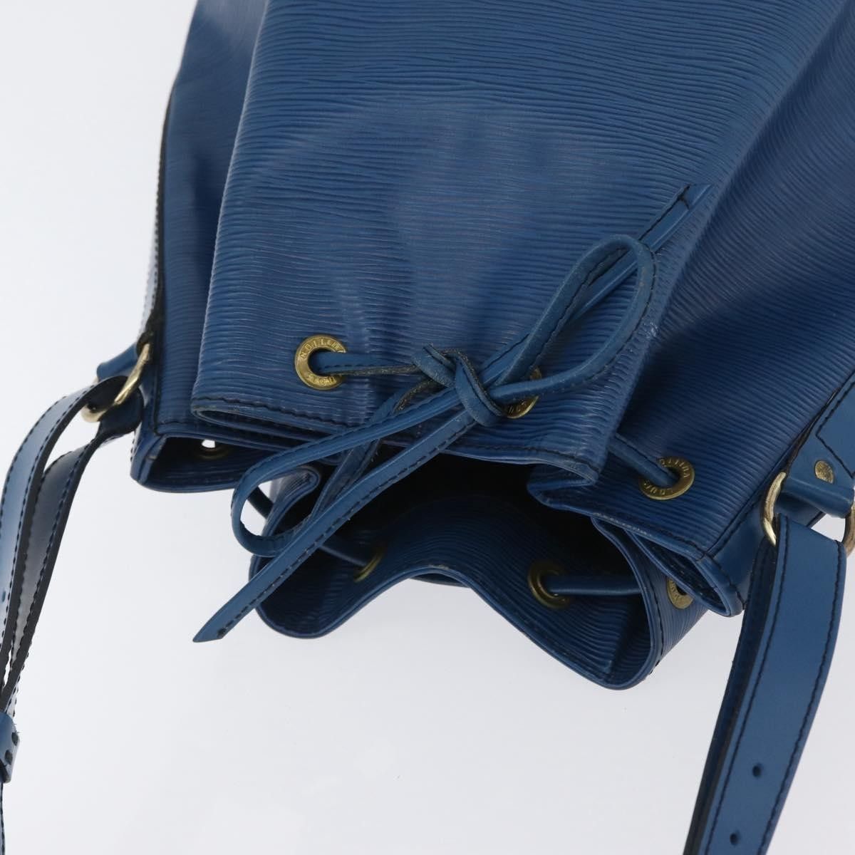Louis Vuitton Louis Vuitton Petit Noe NM Handbag Epi Leather Size ONE SIZE - 17 Thumbnail
