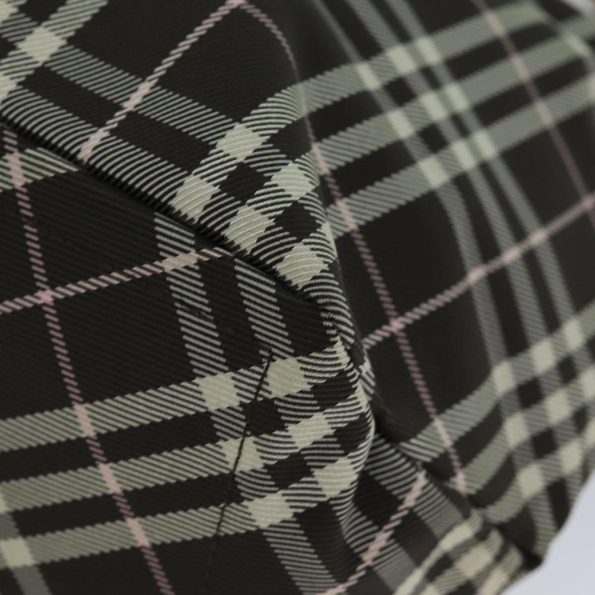 Burberry Burberry Nova Check Blue Label Nylon Size ONE SIZE - 9 Thumbnail