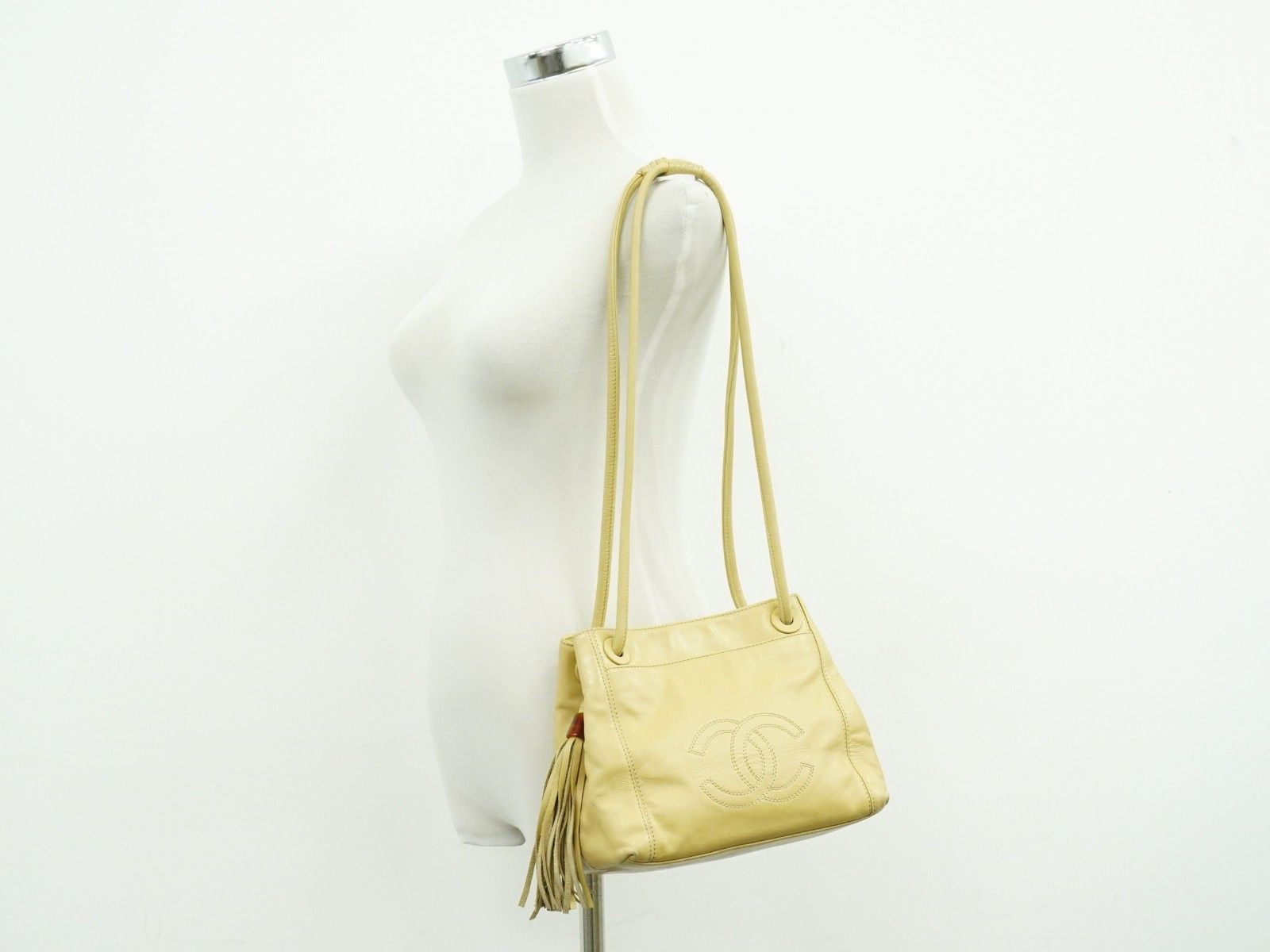 Chanel Chanel Vintage CC Tassel Lambskin Size ONE SIZE - 11 Thumbnail