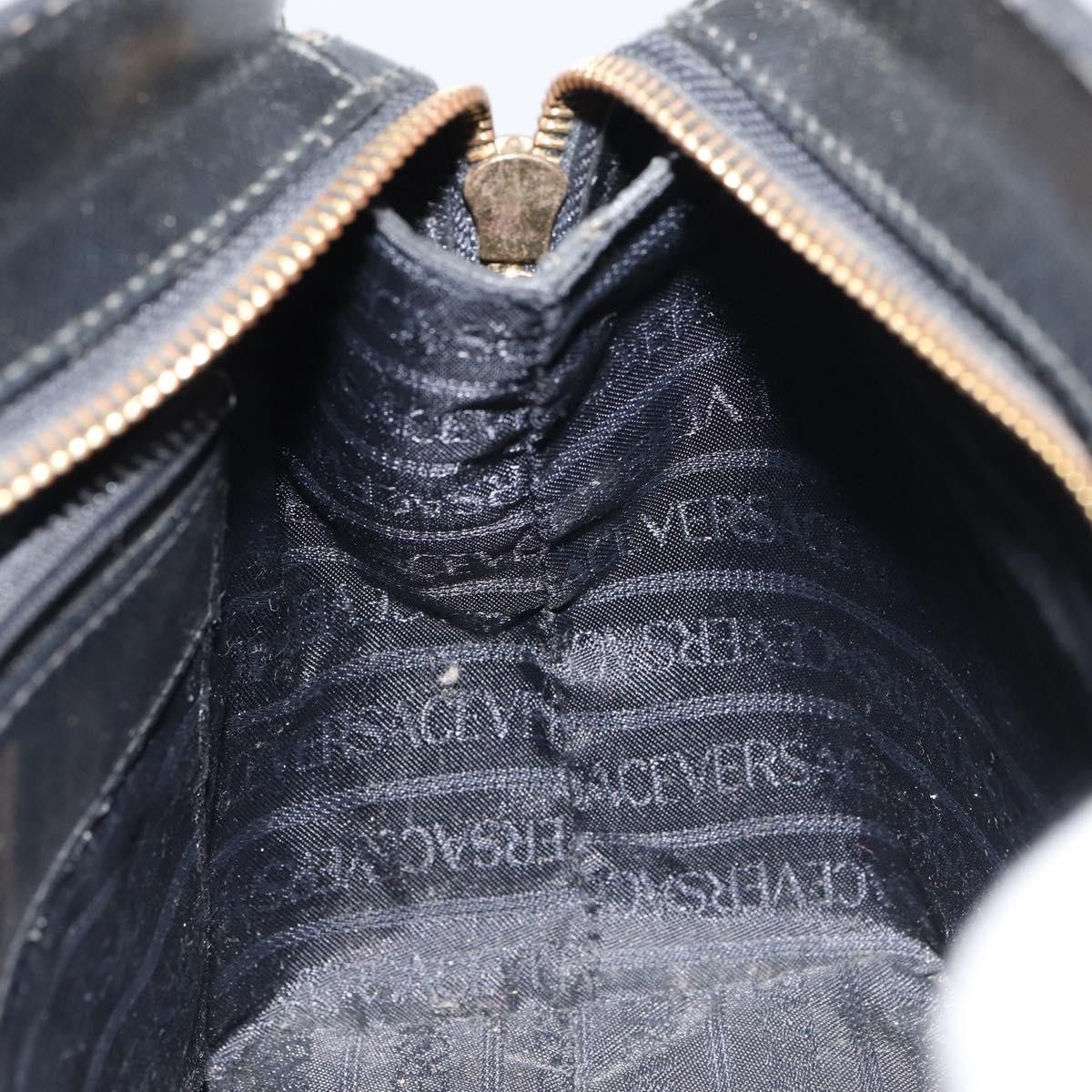 Versace Versace Vintage Handbag Leather Size ONE SIZE - 20 Thumbnail