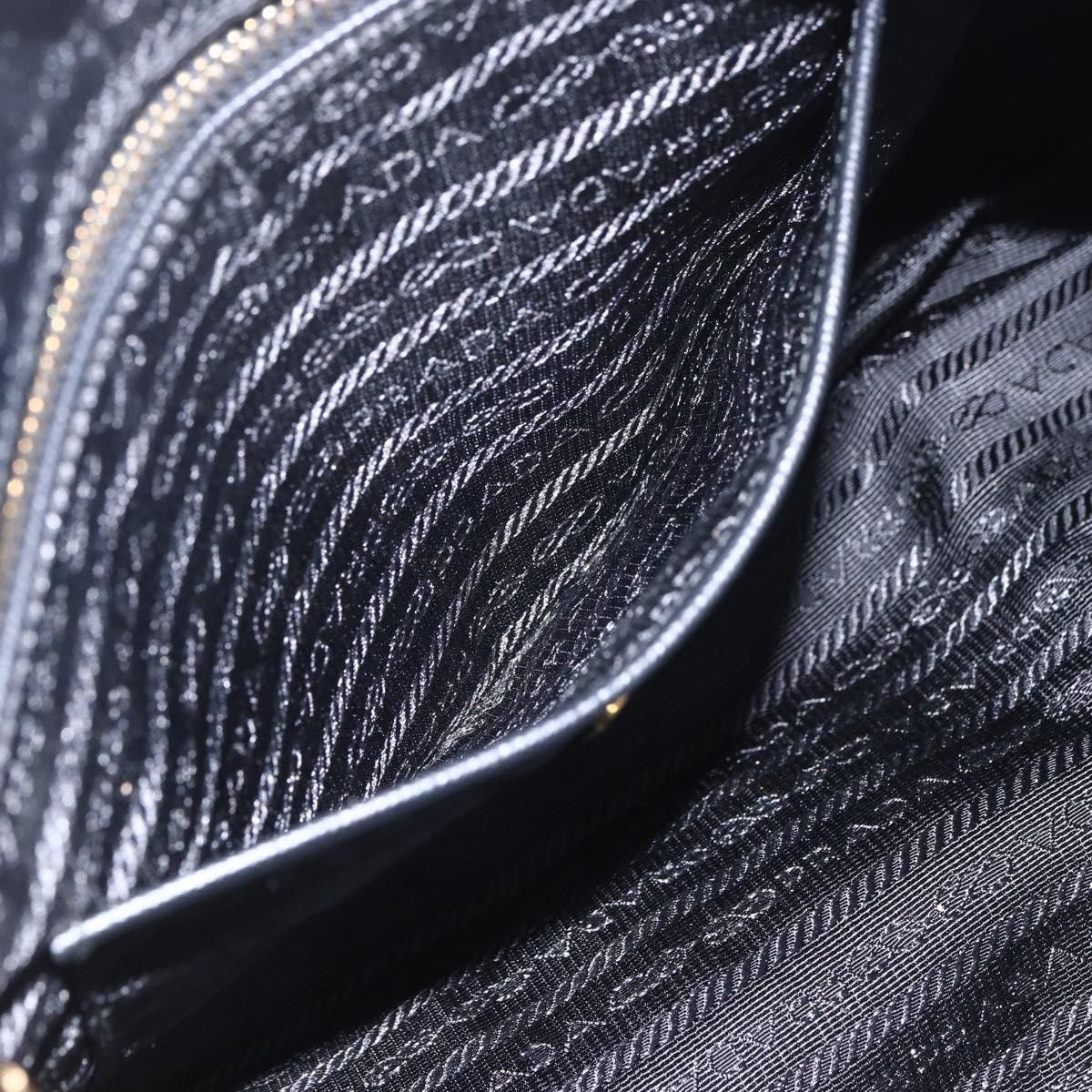 Prada Prada Chain Shoulder Bag Quilted Tessuto Size ONE SIZE - 23 Thumbnail