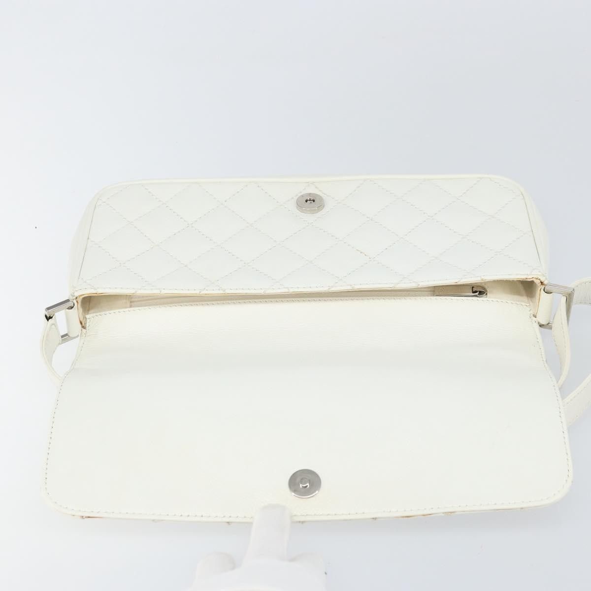 Chanel Chanel Vintage Timeless CC Adjustable Quilted Calfskin Size ONE SIZE - 21 Thumbnail