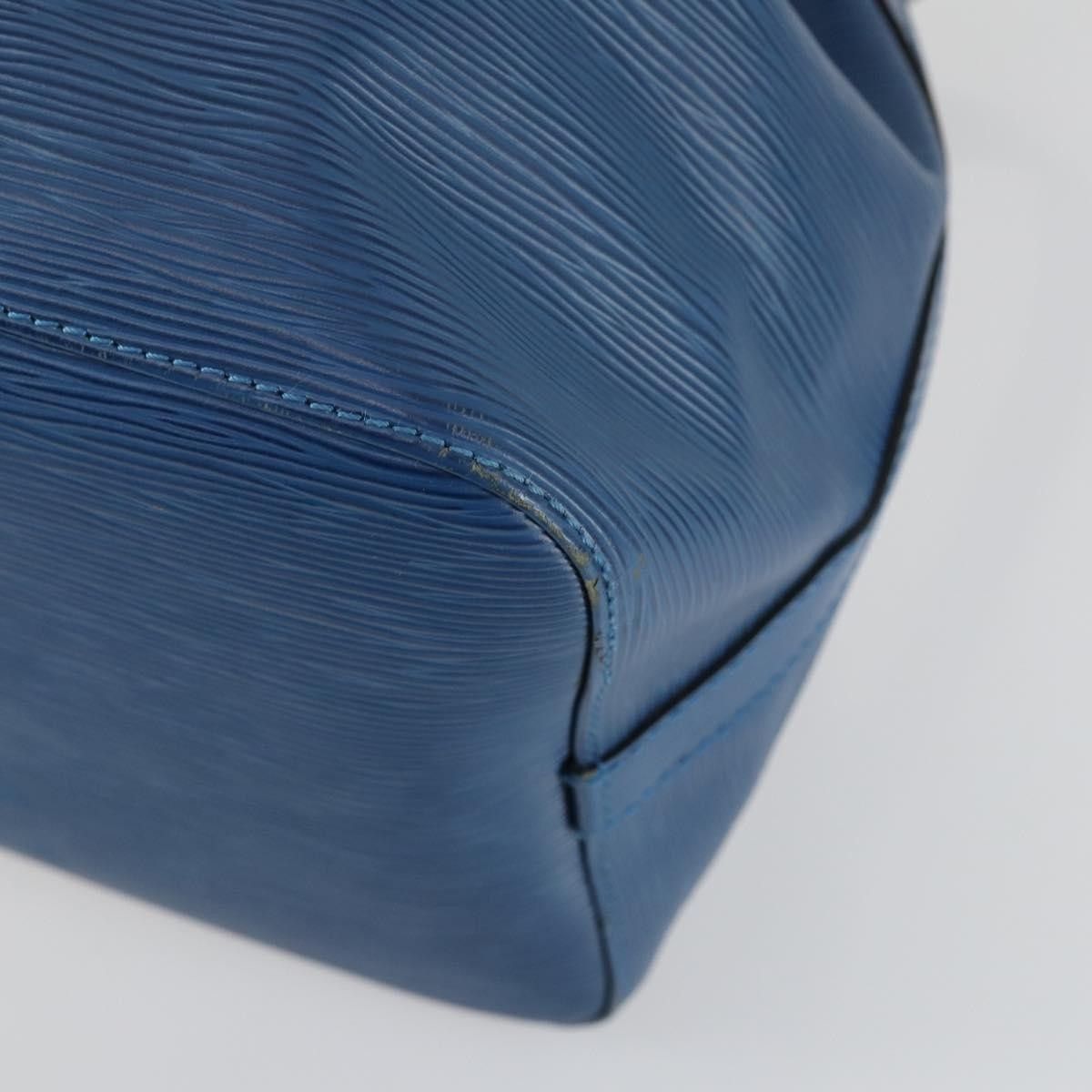 Louis Vuitton Louis Vuitton Petit Noe Epi Leather Size ONE SIZE - 11 Thumbnail