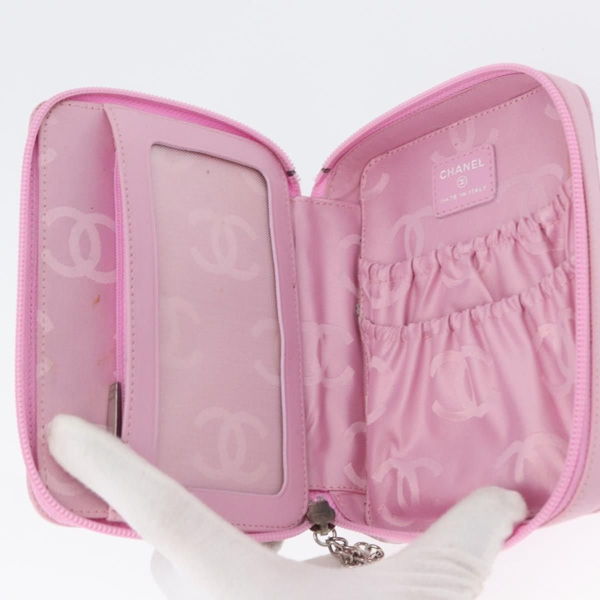Chanel Chanel Cambon Zip Around Cosmetic Case Quilted Leather Size ONE SIZE - 5 Thumbnail