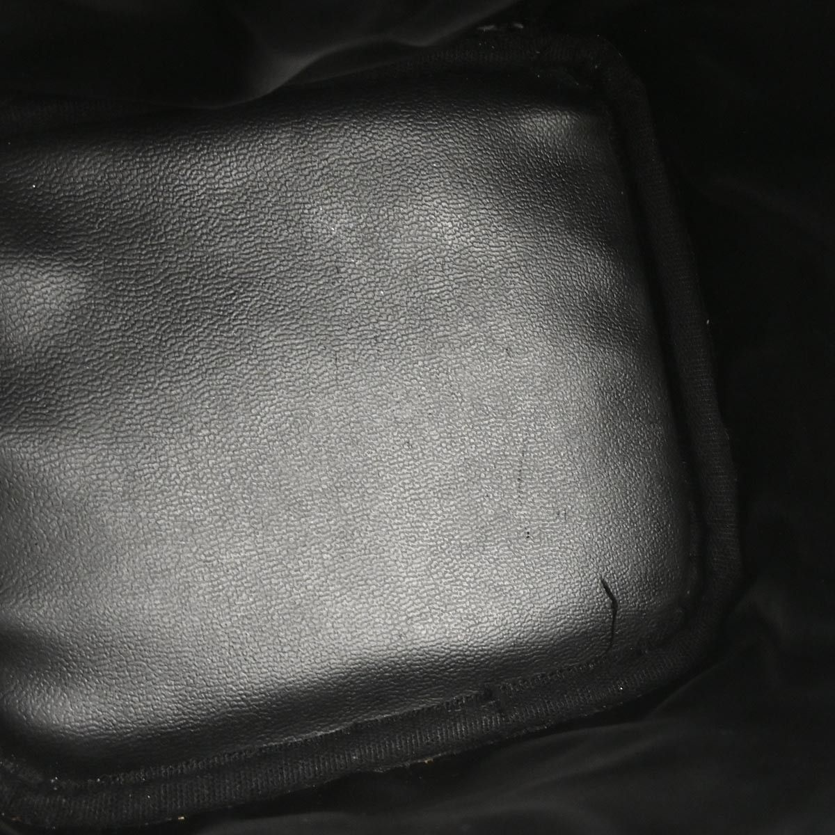 Chanel Chanel Vintage Timeless Cosmetic Case Caviar Size ONE SIZE - 3 Thumbnail