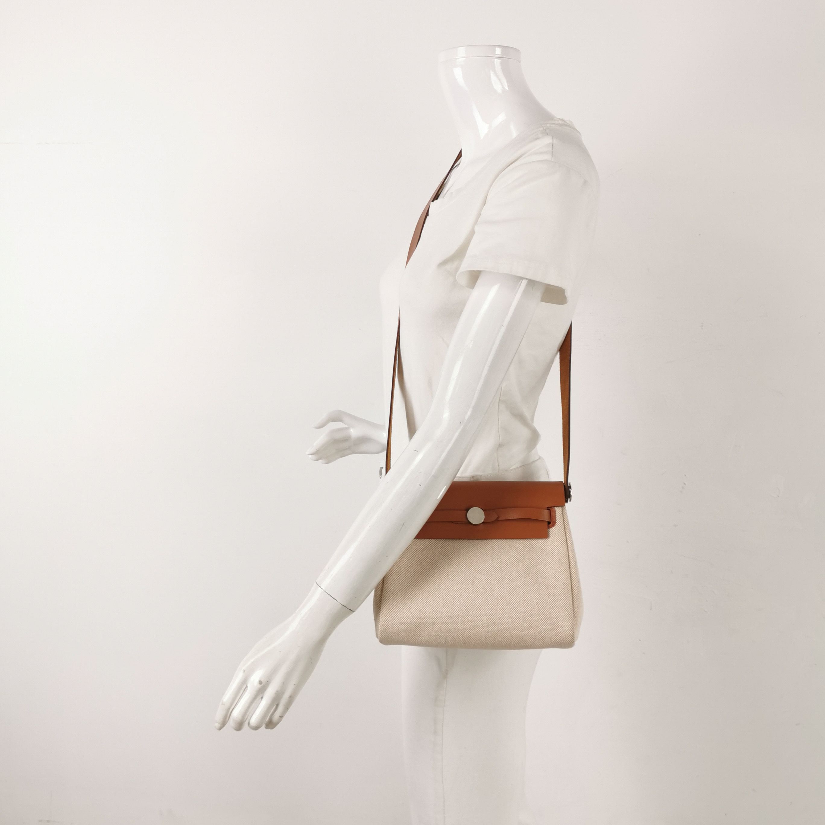 Hermes Hermes Women os Shoulder Bags Size ONE SIZE - 2 Thumbnail