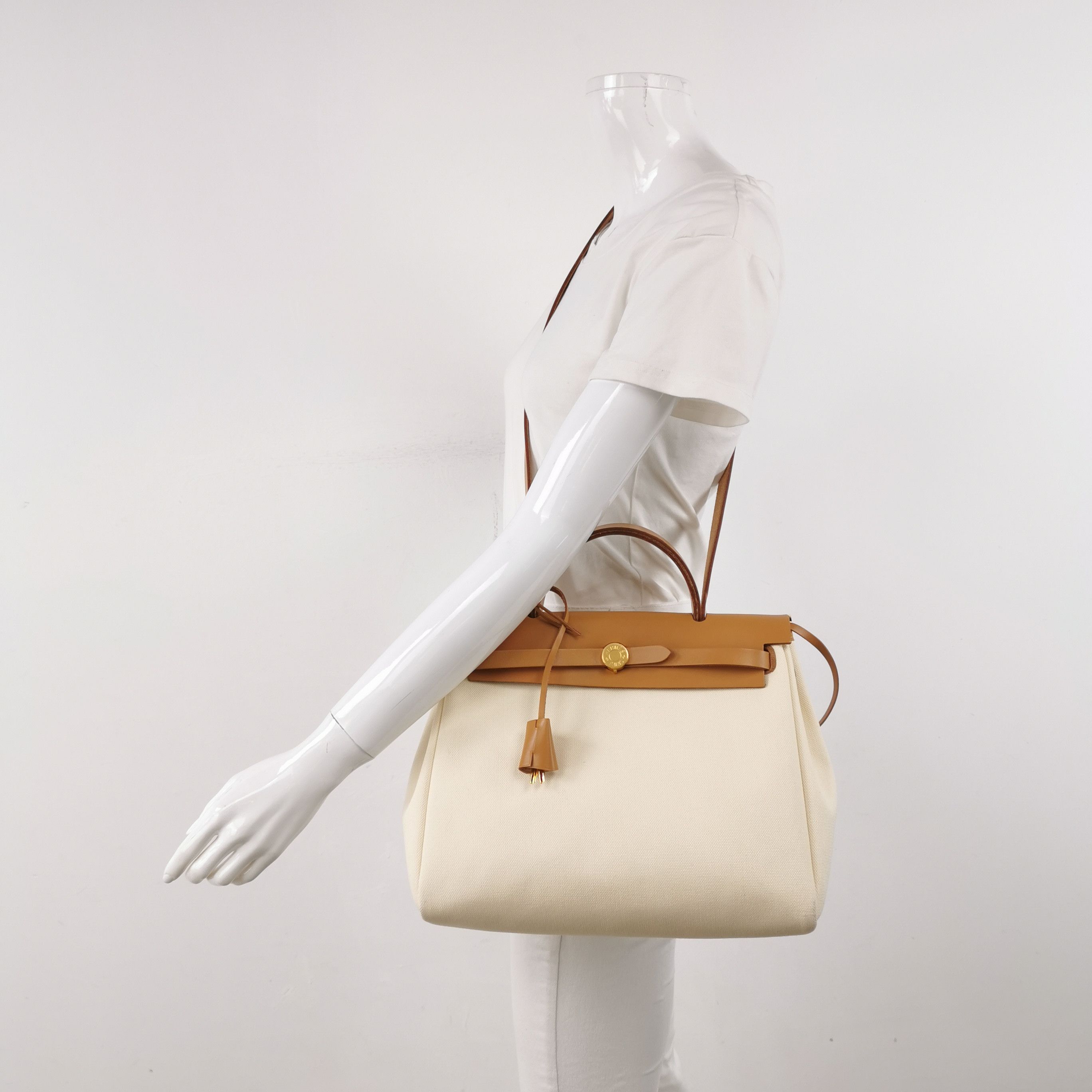 Hermes Hermes Women os Shoulder Bags Size ONE SIZE - 2 Thumbnail