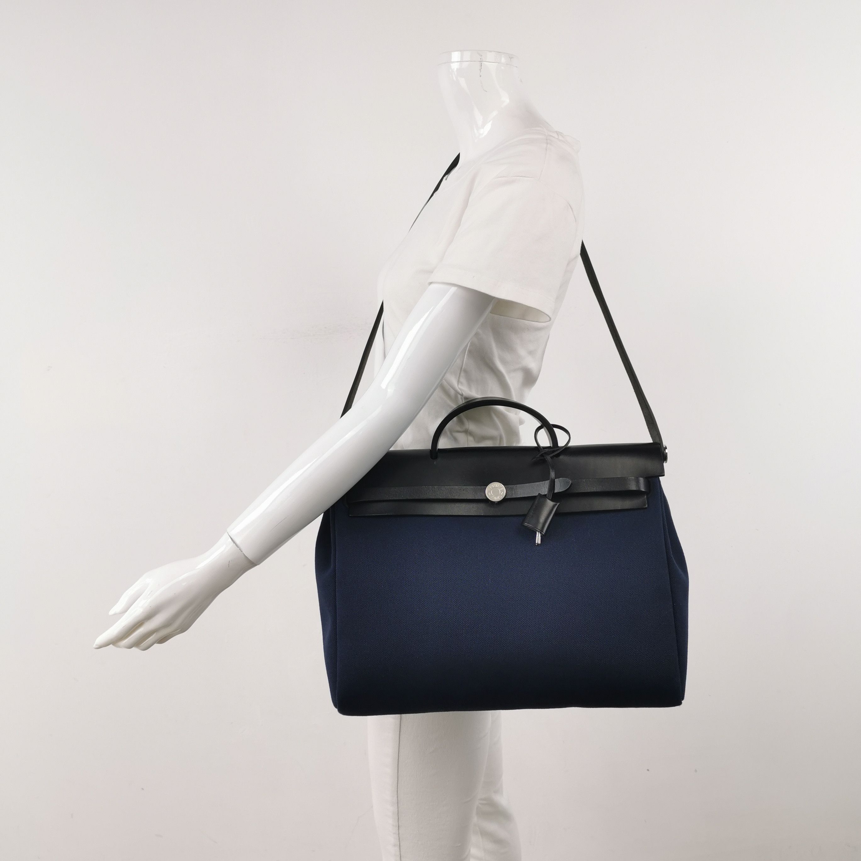 Hermes Hermes Women os Shoulder Bags Size ONE SIZE - 2 Thumbnail