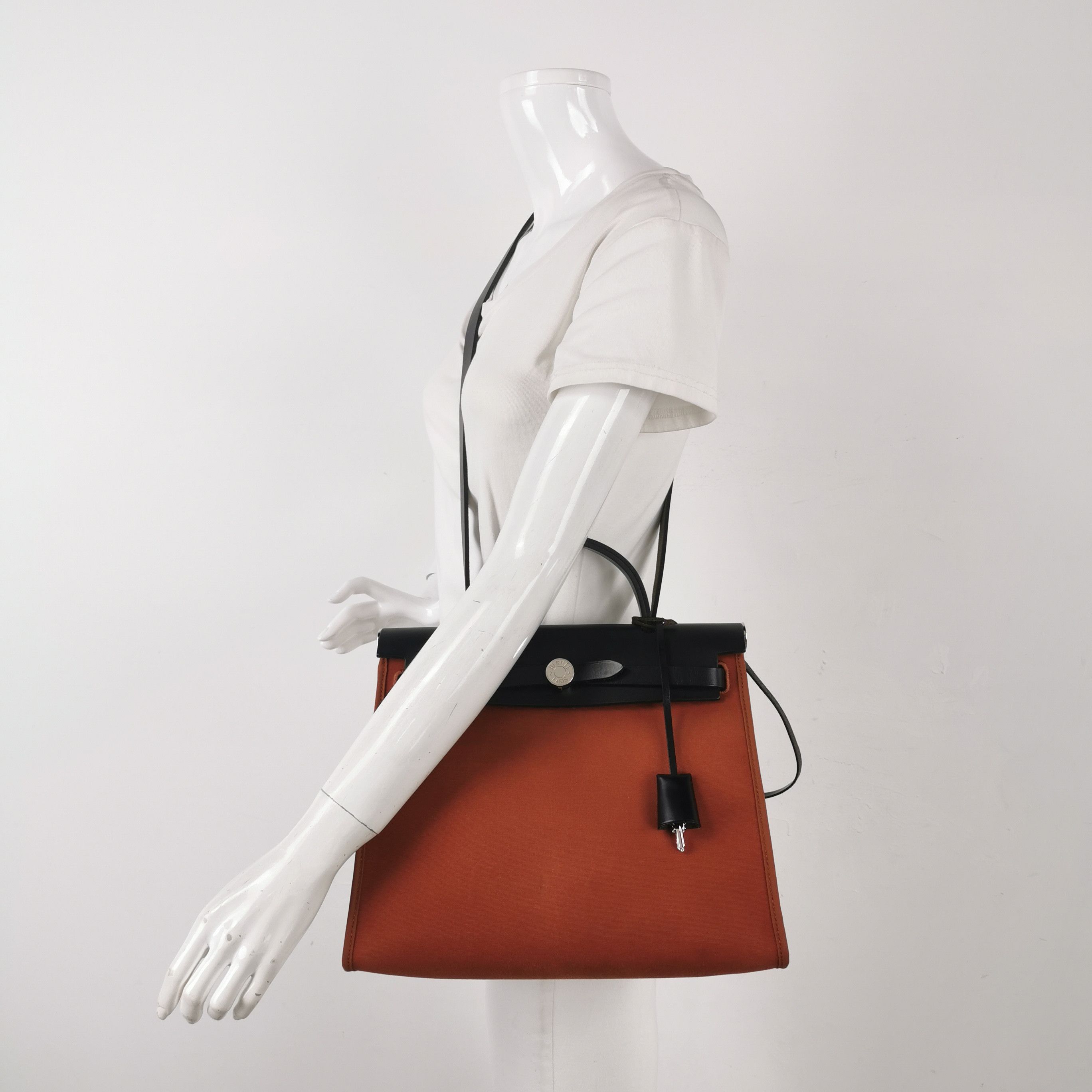Hermes Hermes Women os Shoulder Bags Size ONE SIZE - 2 Thumbnail