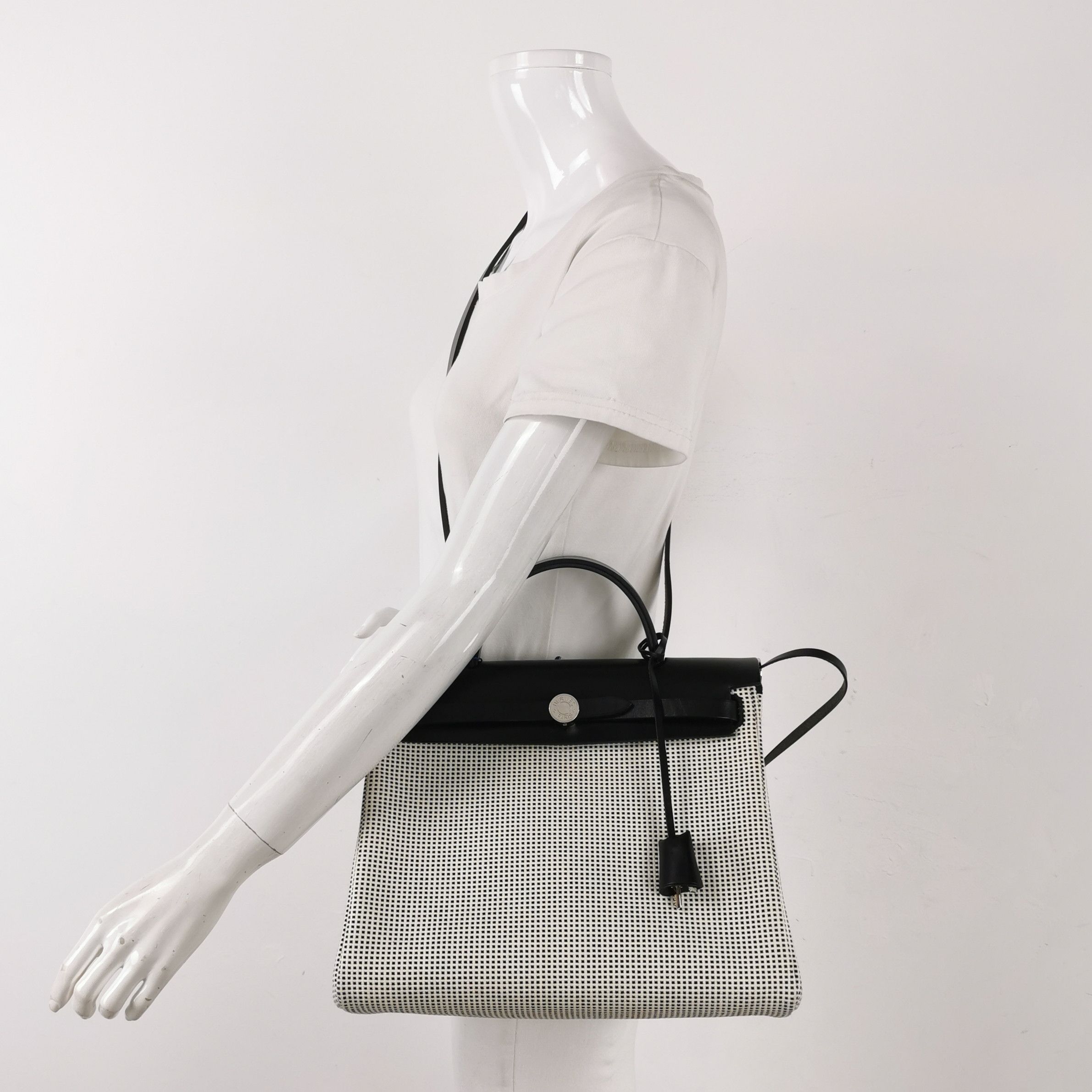 Hermes Hermes Women os Shoulder Bags Size ONE SIZE - 2 Thumbnail