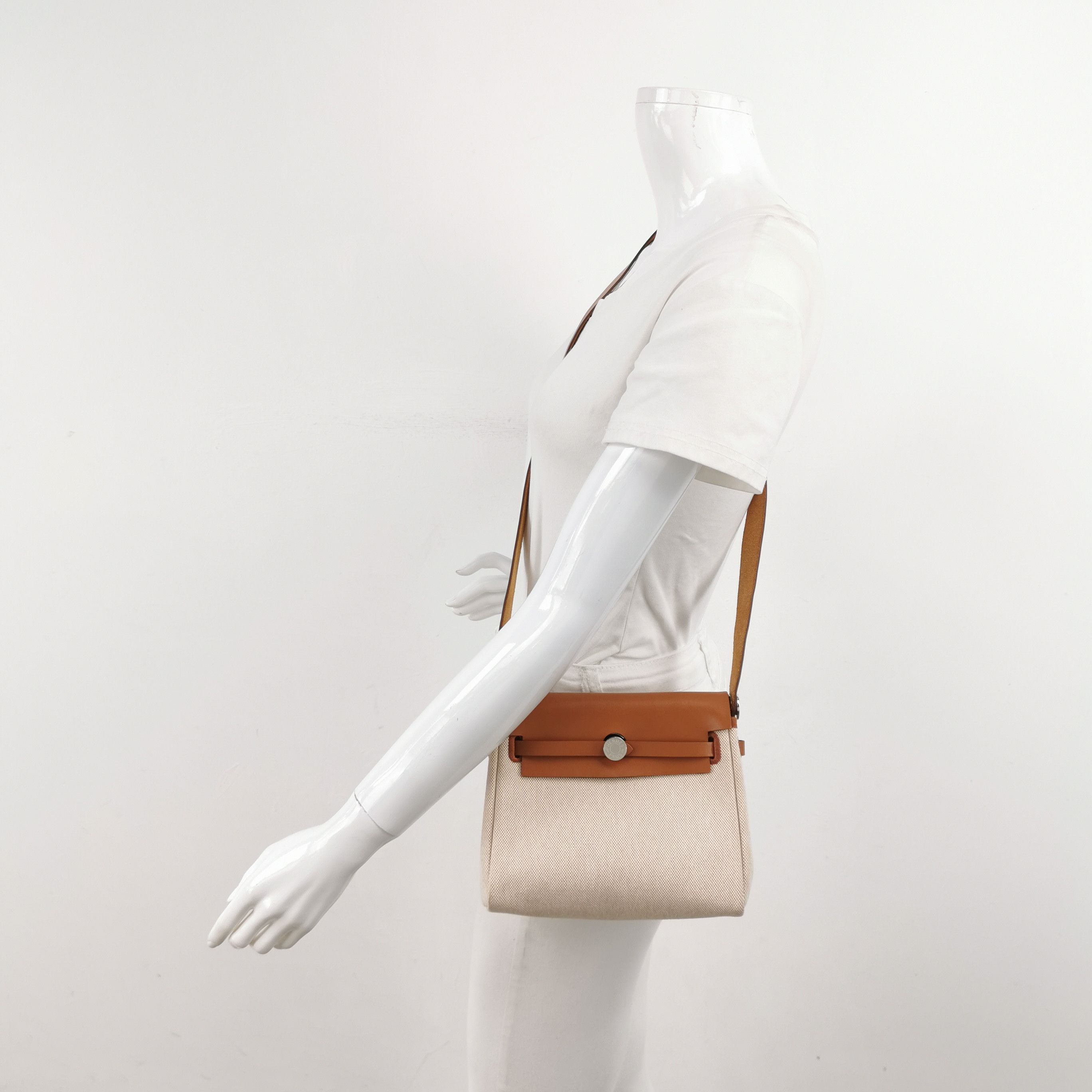 Hermes Hermes Women os Shoulder Bags Size ONE SIZE - 2 Thumbnail