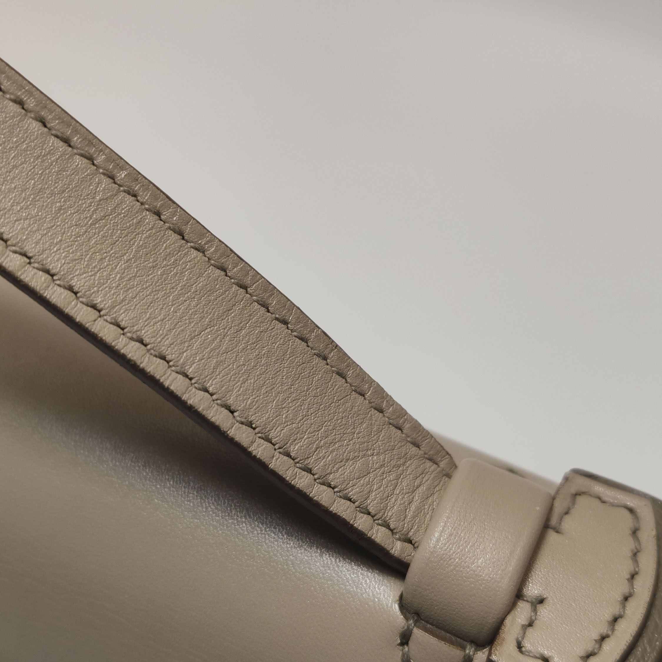 Hermes Hermes Women os Crossbody Bags Size ONE SIZE - 25 Thumbnail