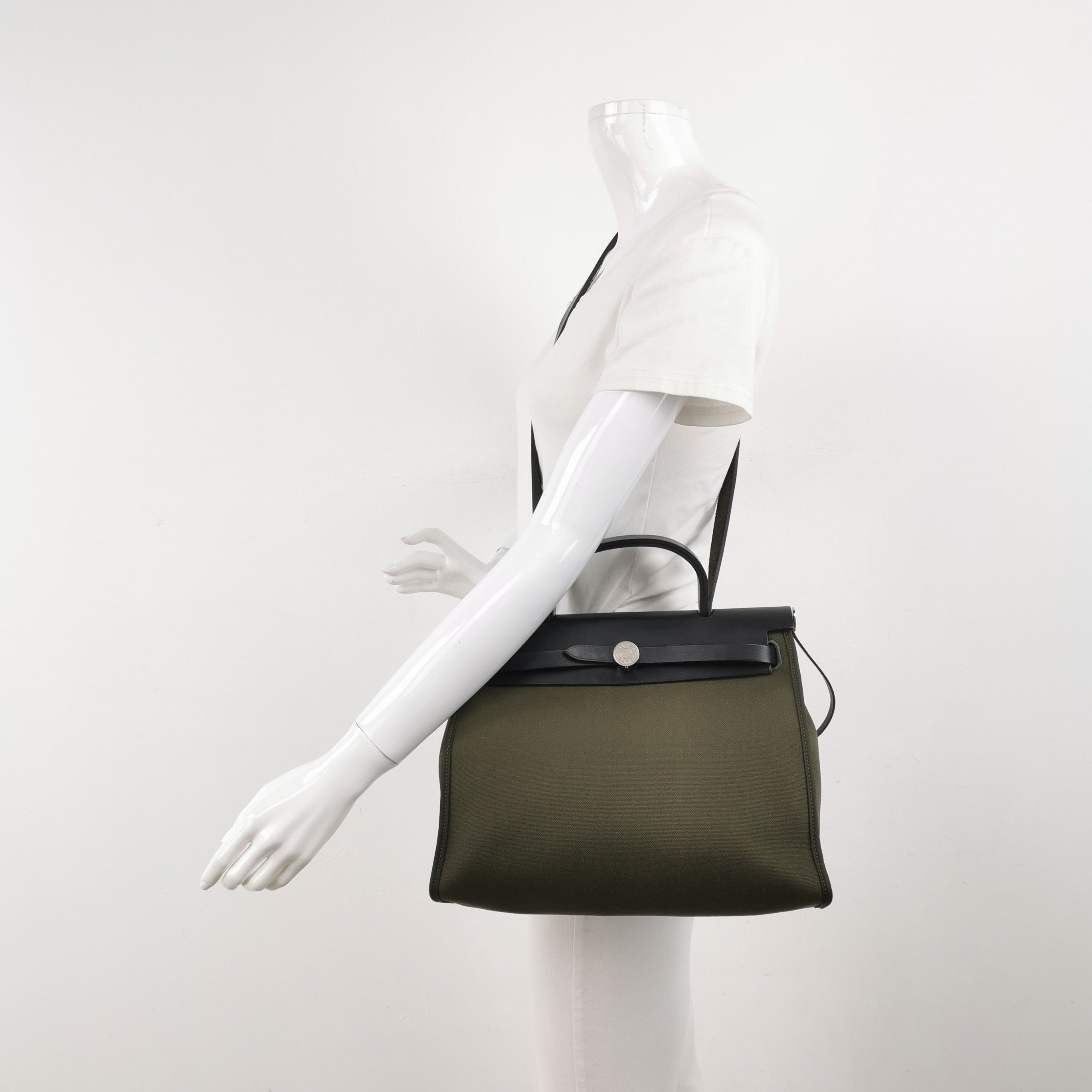 Hermes Hermes Women os Shoulder Bags Size ONE SIZE - 2 Thumbnail