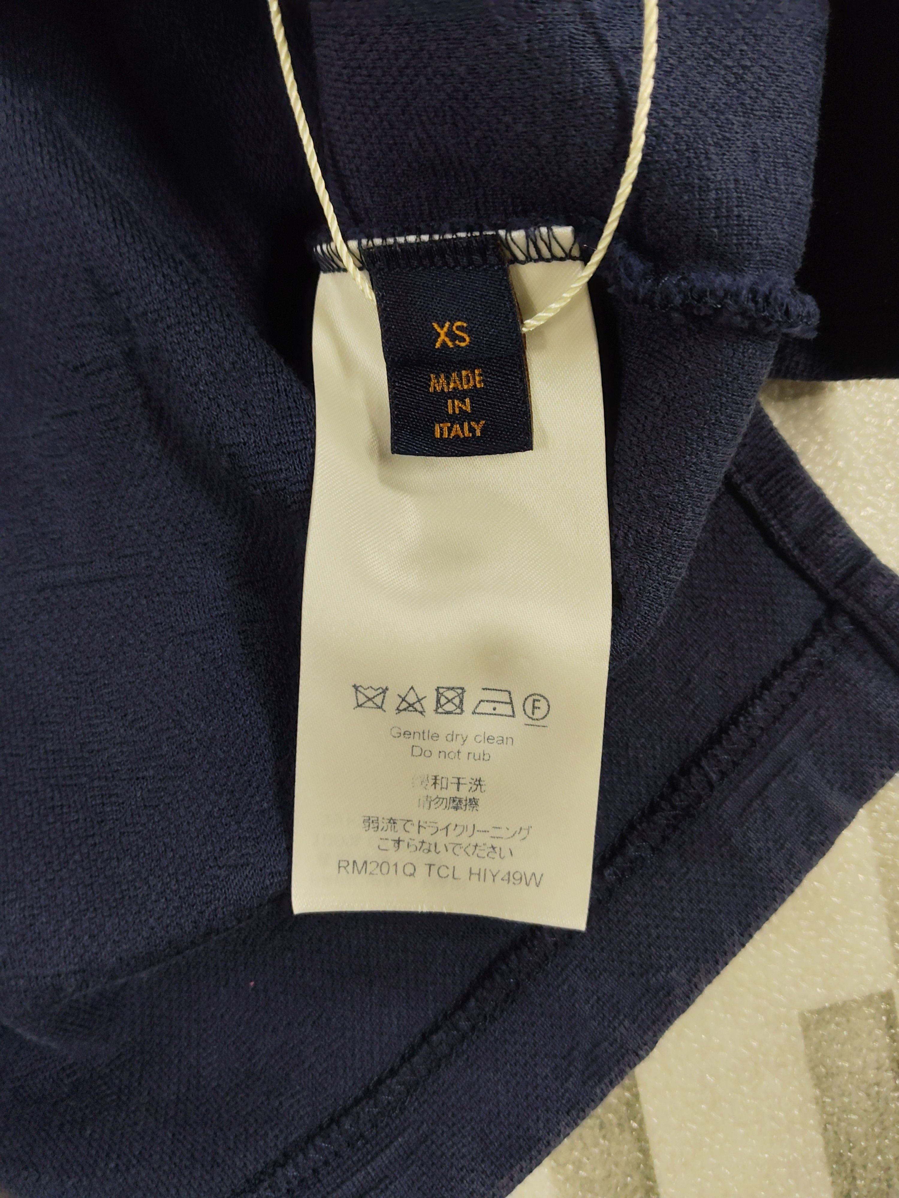 Louis Vuitton Louis Vuitton Monogram Pocket T-Shirt Size XS Size US XS / EU 42 / 0 - 4 Thumbnail