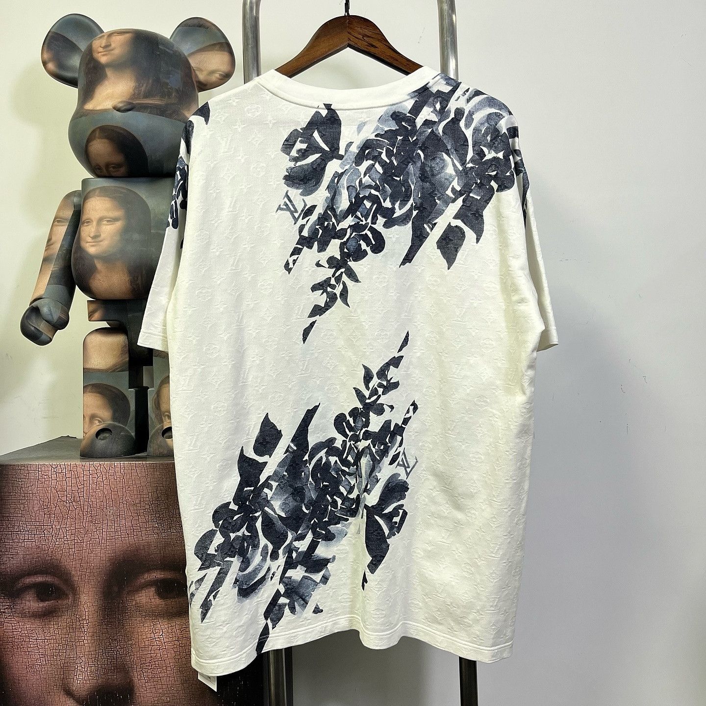 Louis Vuitton Louis Vuitton Floral Monogram T-Shirt Size XXL Size US XXL / EU 58 / 5 - 2 Thumbnail