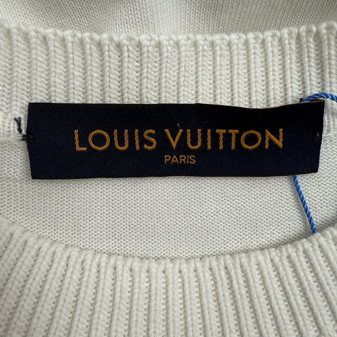 Louis Vuitton Louis Vuitton Logo T-Shirt Size S Size US S / EU 44-46 / 1 - 3 Thumbnail