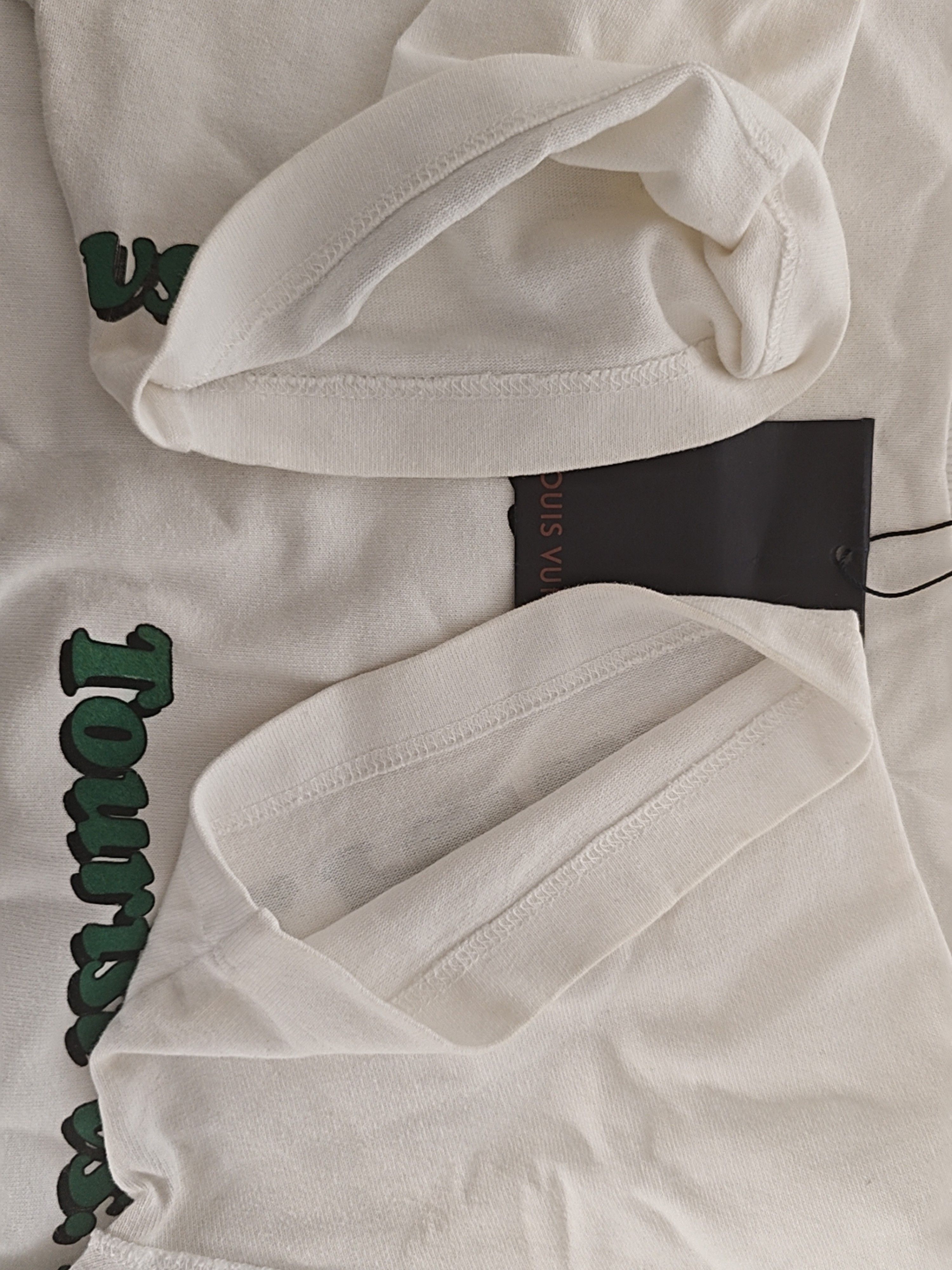 Louis Vuitton Louis Vuitton Tourist vs Purist T-Shirt Size L Size US L / EU 52-54 / 3 - 5 Thumbnail