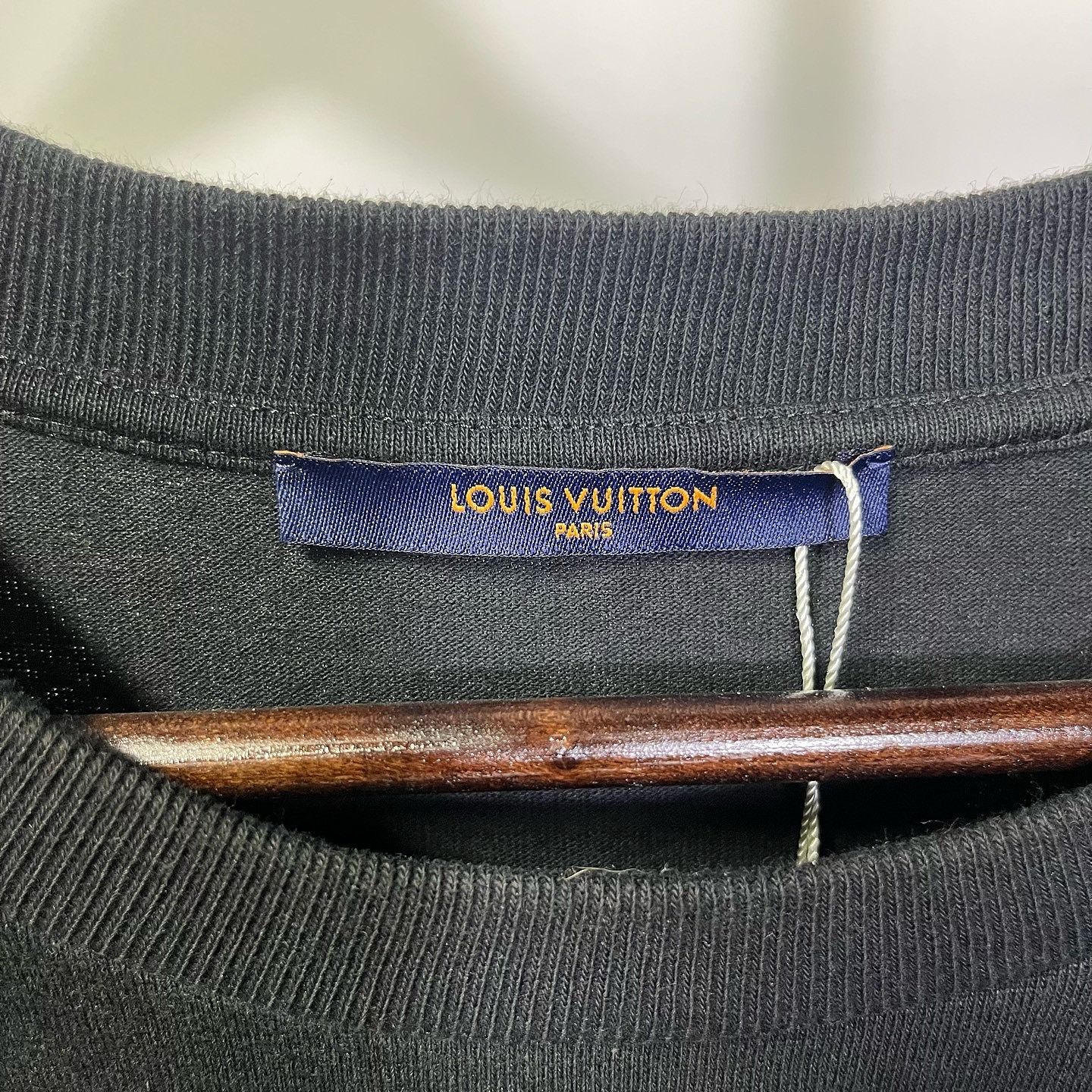 Louis Vuitton LOUIS VUITTON Pocket T-Shirt Size XL Size US XL / EU 56 / 4 - 3 Thumbnail