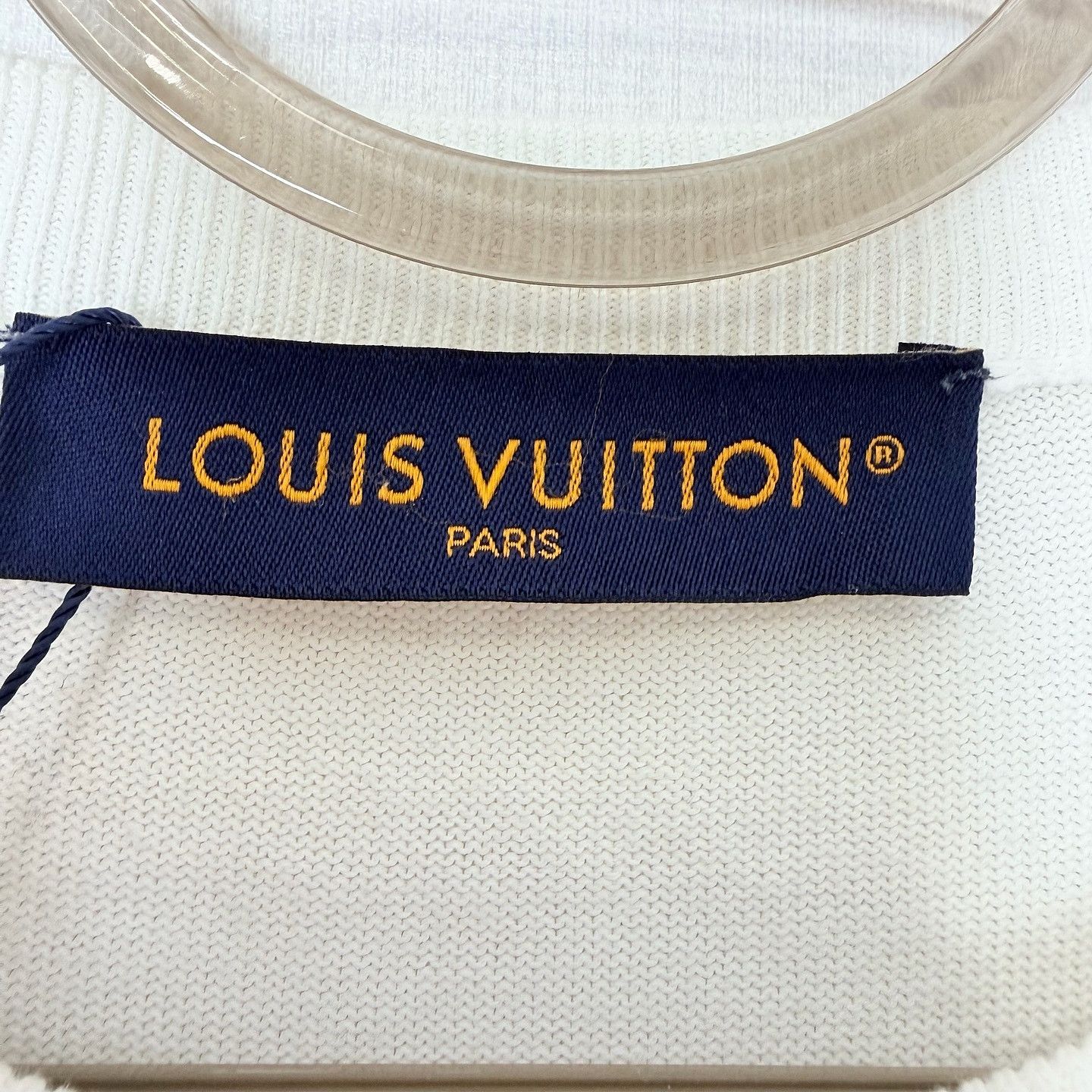 Louis Vuitton Louis Vuitton Logo T-Shirt Size L Size US L / EU 52-54 / 3 - 3 Thumbnail