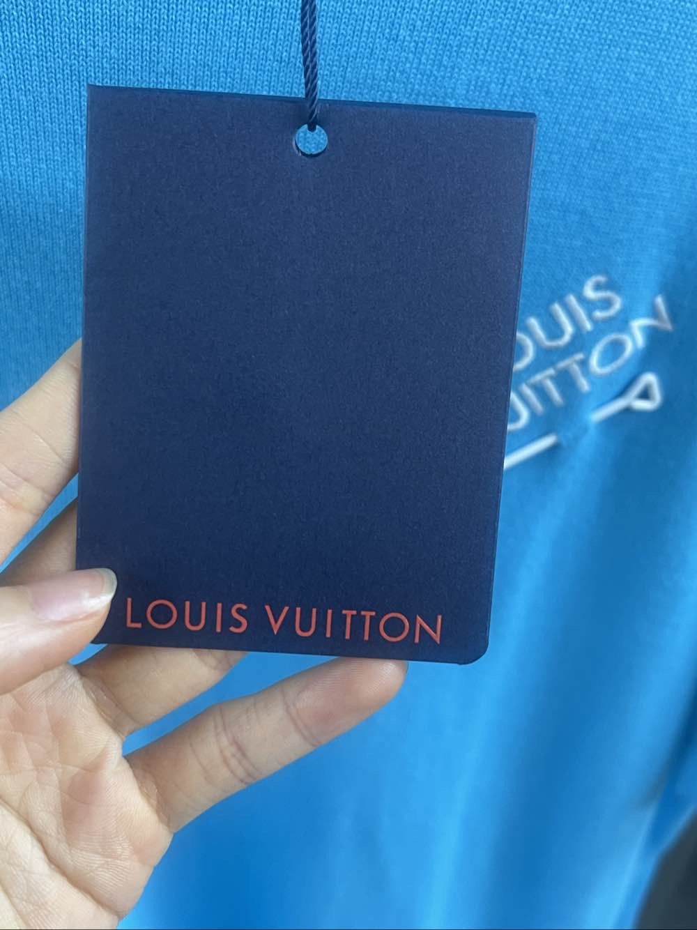Louis Vuitton Louis Vuitton Embroidered Logo T-Shirt Size XL Size US XL / EU 56 / 4 - 5 Thumbnail