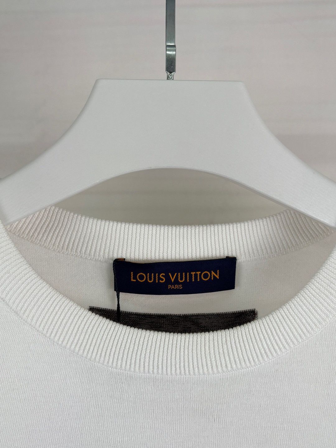 Louis Vuitton Louis Vuitton Logo Patch T-Shirt Size M Size US M / EU 48-50 / 2 - 5 Thumbnail