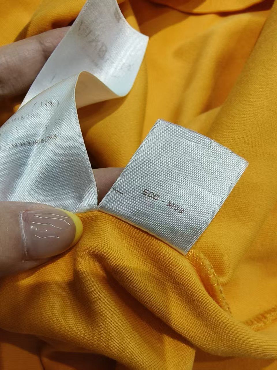 Louis Vuitton Louis Vuitton Damier Pocket T-Shirt Size XL Size US XL / EU 56 / 4 - 5 Thumbnail