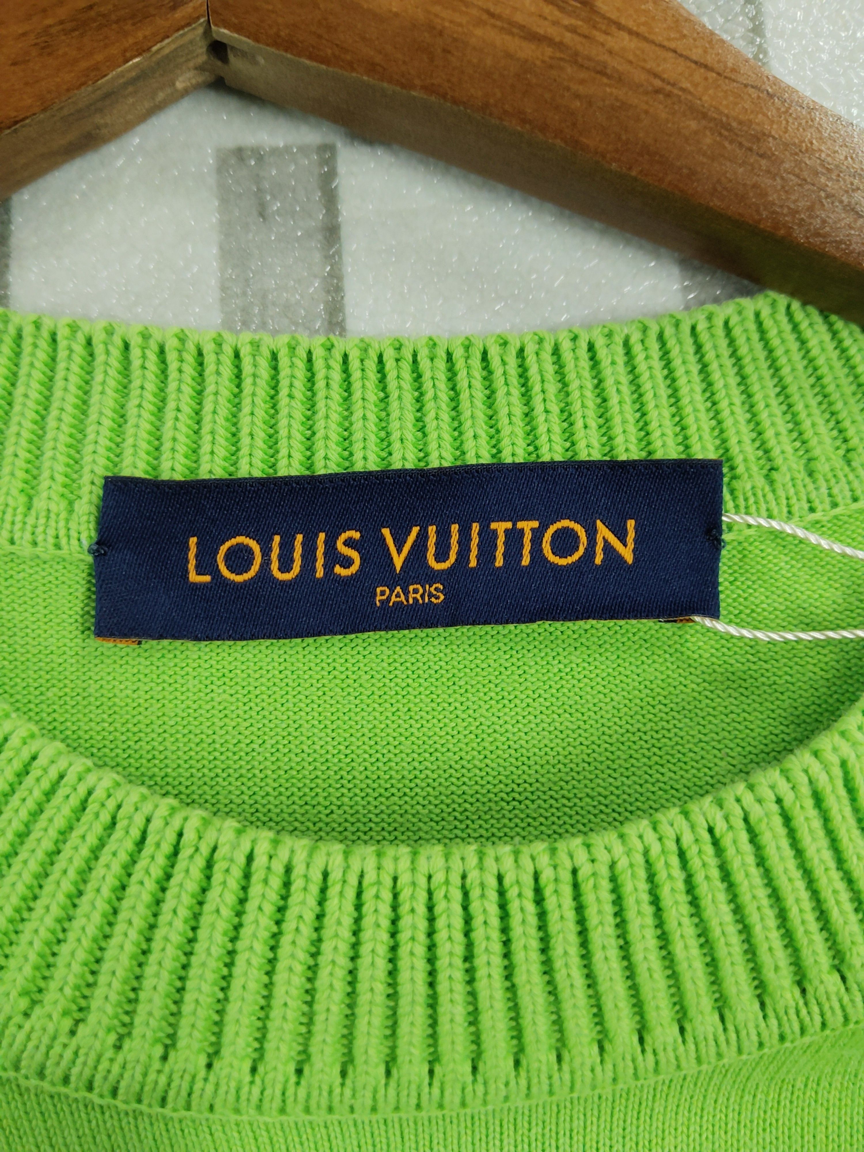 Louis Vuitton Louis Vuitton Logo T-Shirt Size S Size US S / EU 44-46 / 1 - 3 Thumbnail
