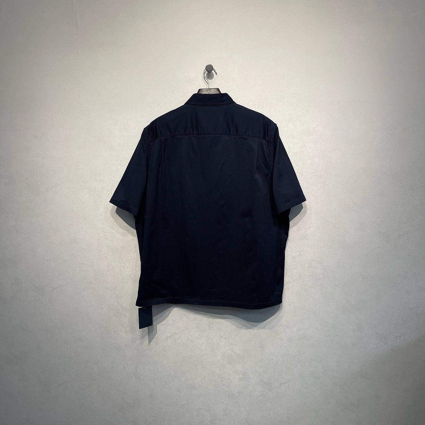Louis Vuitton Louis Vuitton Monogram Pocket Shirt Size XXL Size US XXL / EU 58 / 5 - 2 Thumbnail