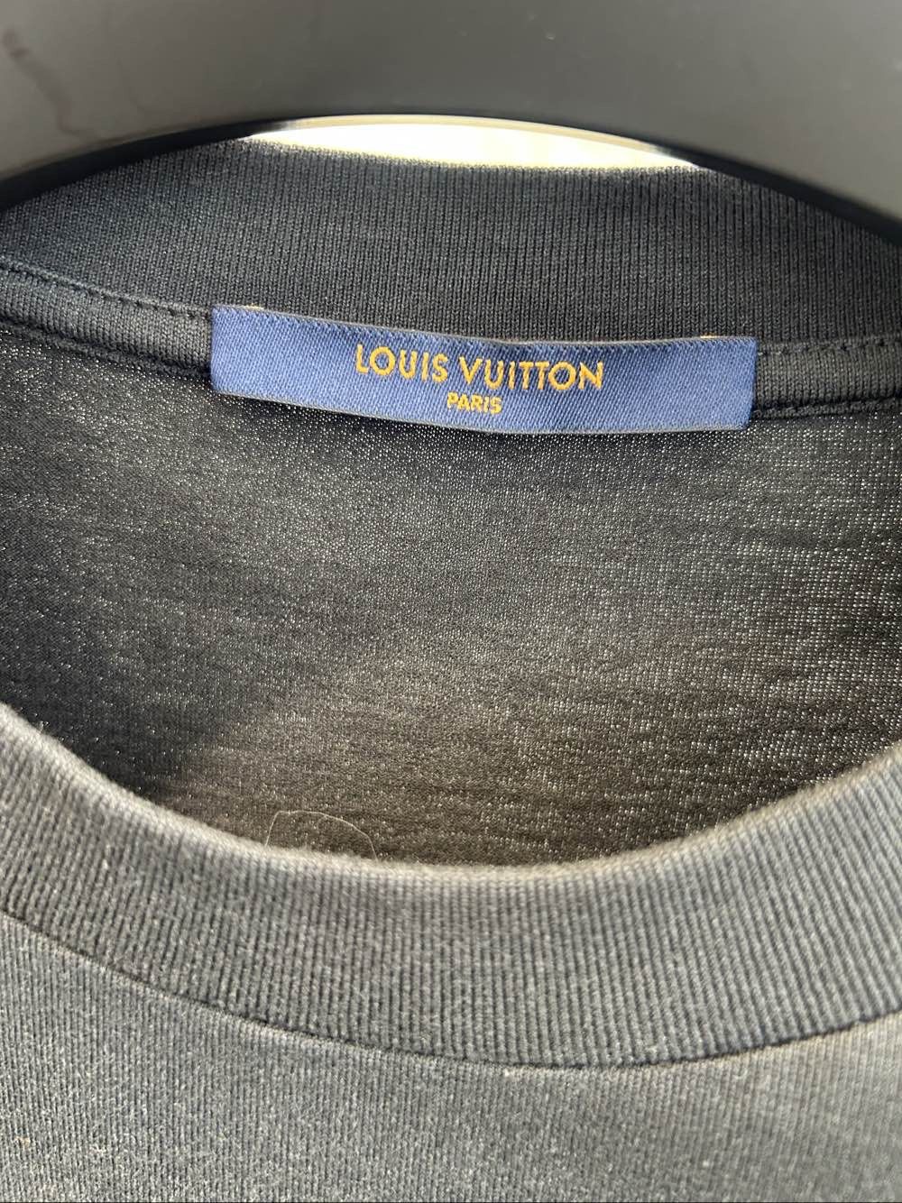 Louis Vuitton Louis Vuitton Letter Print T-Shirt Size XL Size US XL / EU 56 / 4 - 3 Thumbnail